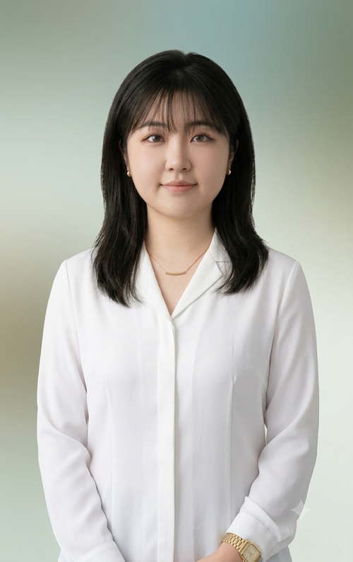 Delia Wang