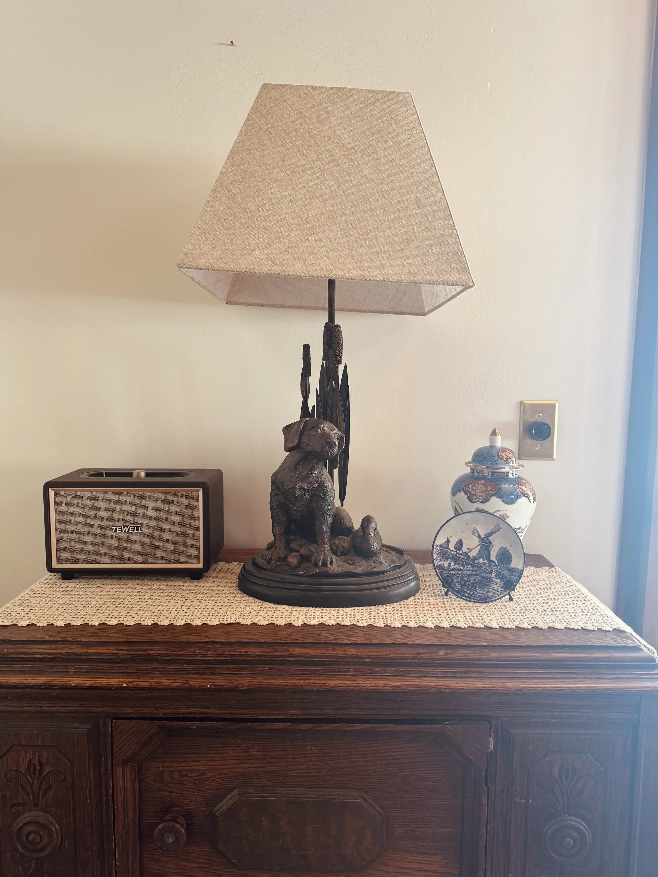 lab duck table lamp retro speaker imari ginger jar delft plate