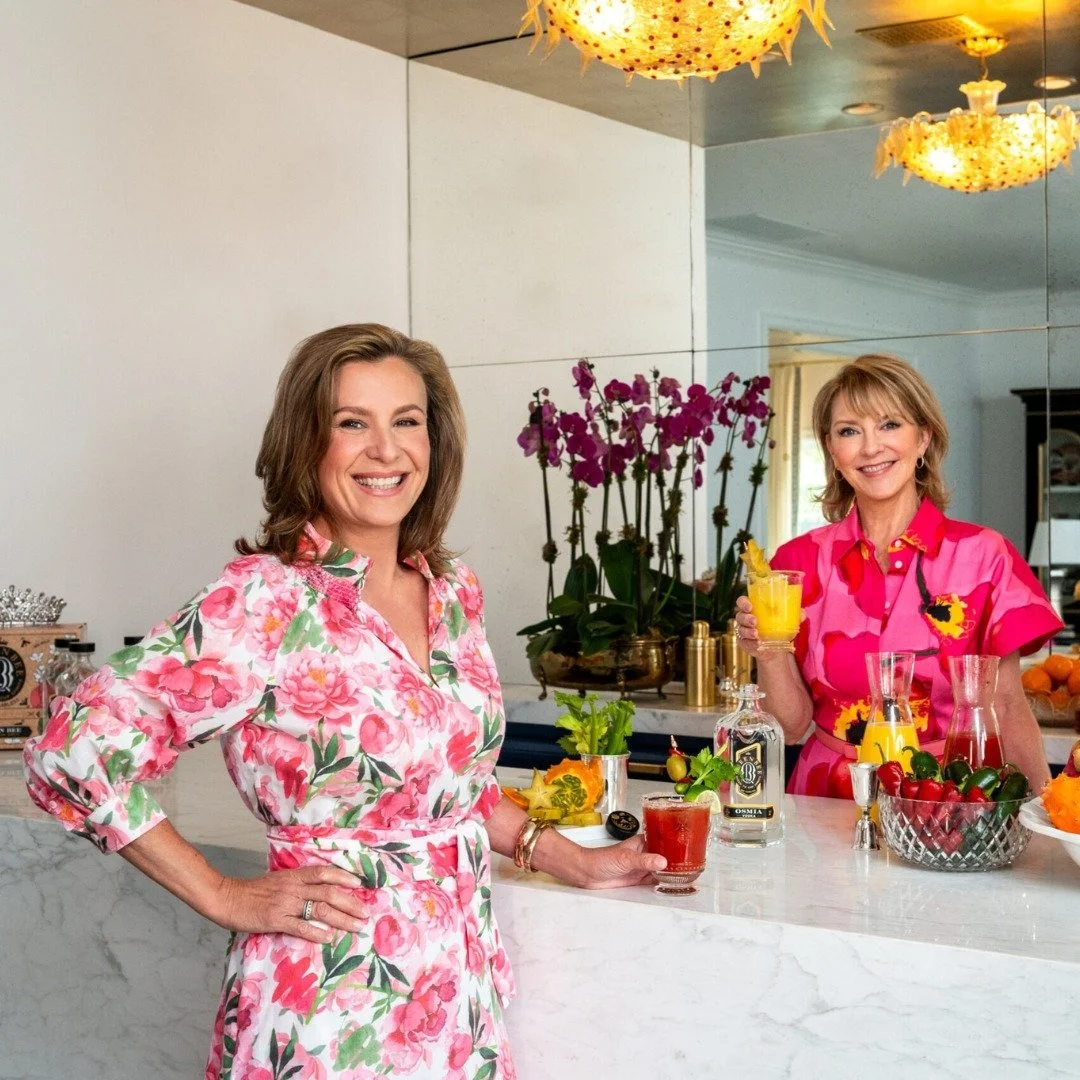 Behind every pour of Queen Bee is a 𝑝𝑜𝑤𝑒𝑟ℎ𝑜𝑢𝑠𝑒 𝑑𝑢𝑜. Two Houstonians, Catharine Faulconer and Kim Martin, inspired by their shared experiences with allergies and autoimmune issues, identified a crucial gap in the market: a woman-owned dist
