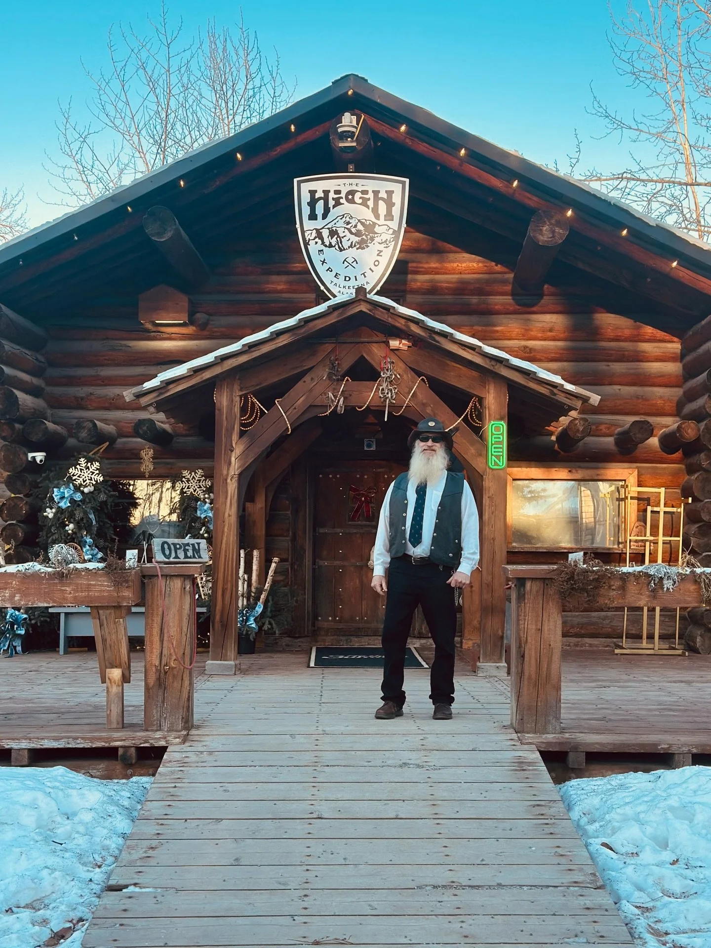 Last month, for the Talkeetna Bachelor Society fundraiser, we contributed to Phreadt&rsquo;s (pronounced &ldquo;fred&rdquo;) bachelor package, a local legend and Talkeetna bachelor. @tka_bachelors 

In total the Talkeetna Bachelor Society raised almo