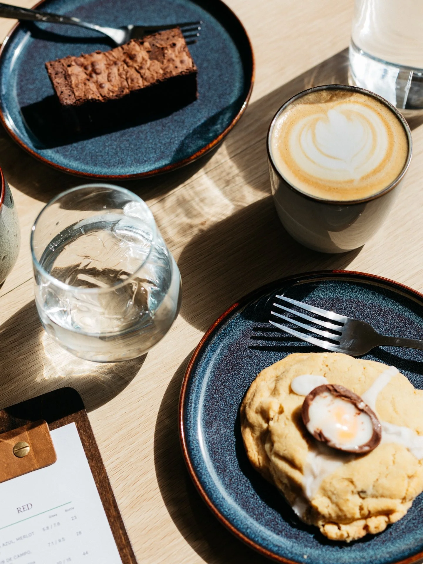 With New York style Easter cookies, brownies &amp; flapjack from @taupecakery we&rsquo;ve got your coffee pairing sorted 👌🏼 Which are you choosing..?