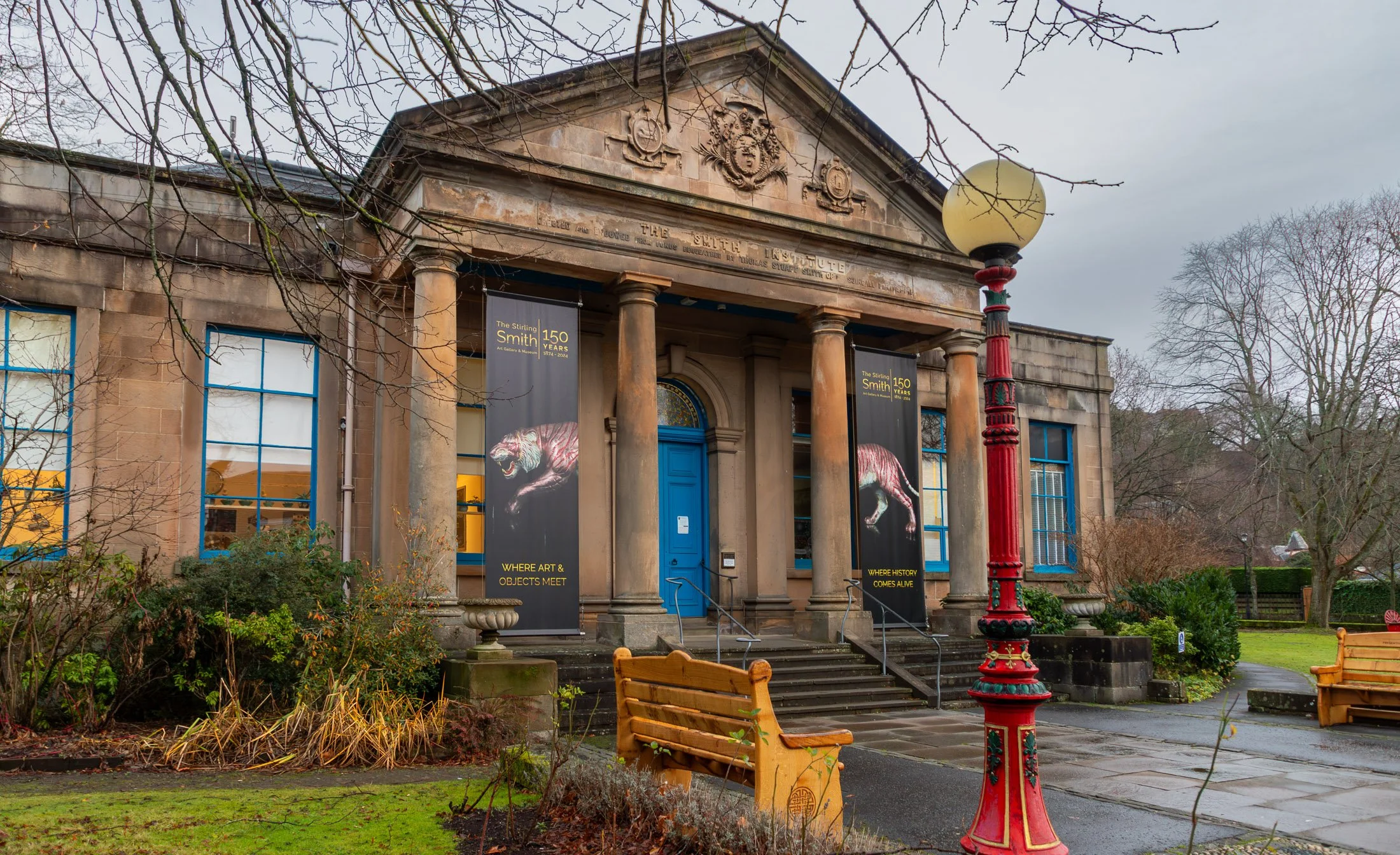 The Stirling Smith and Art museum photographed on a cloudy day