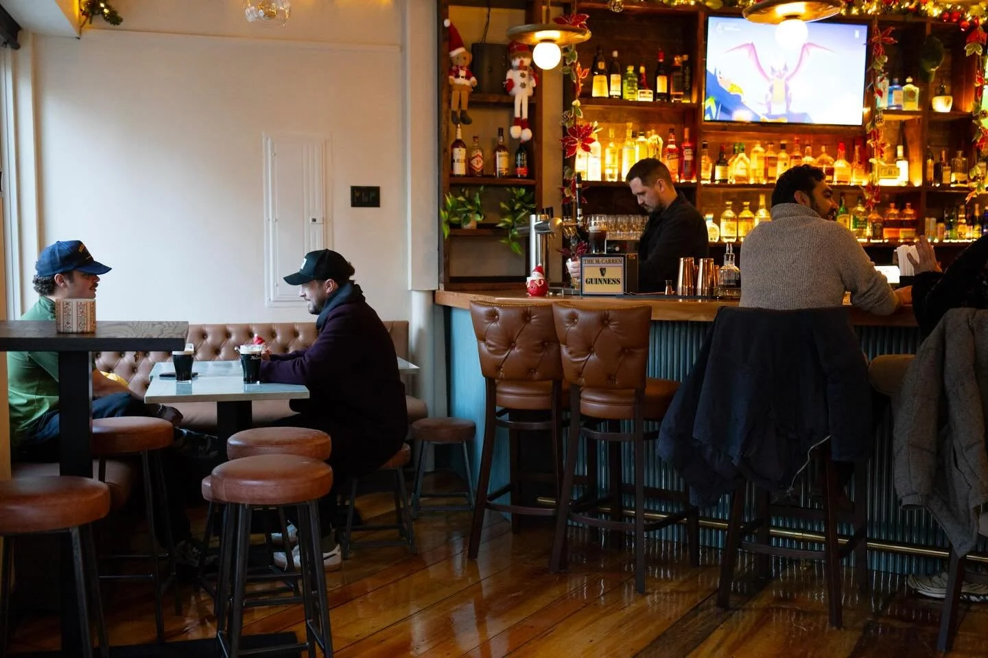 Let&rsquo;s get this Sunday party started! Wild card rounds all day, let&rsquo;s gooooo! 🏈🍻