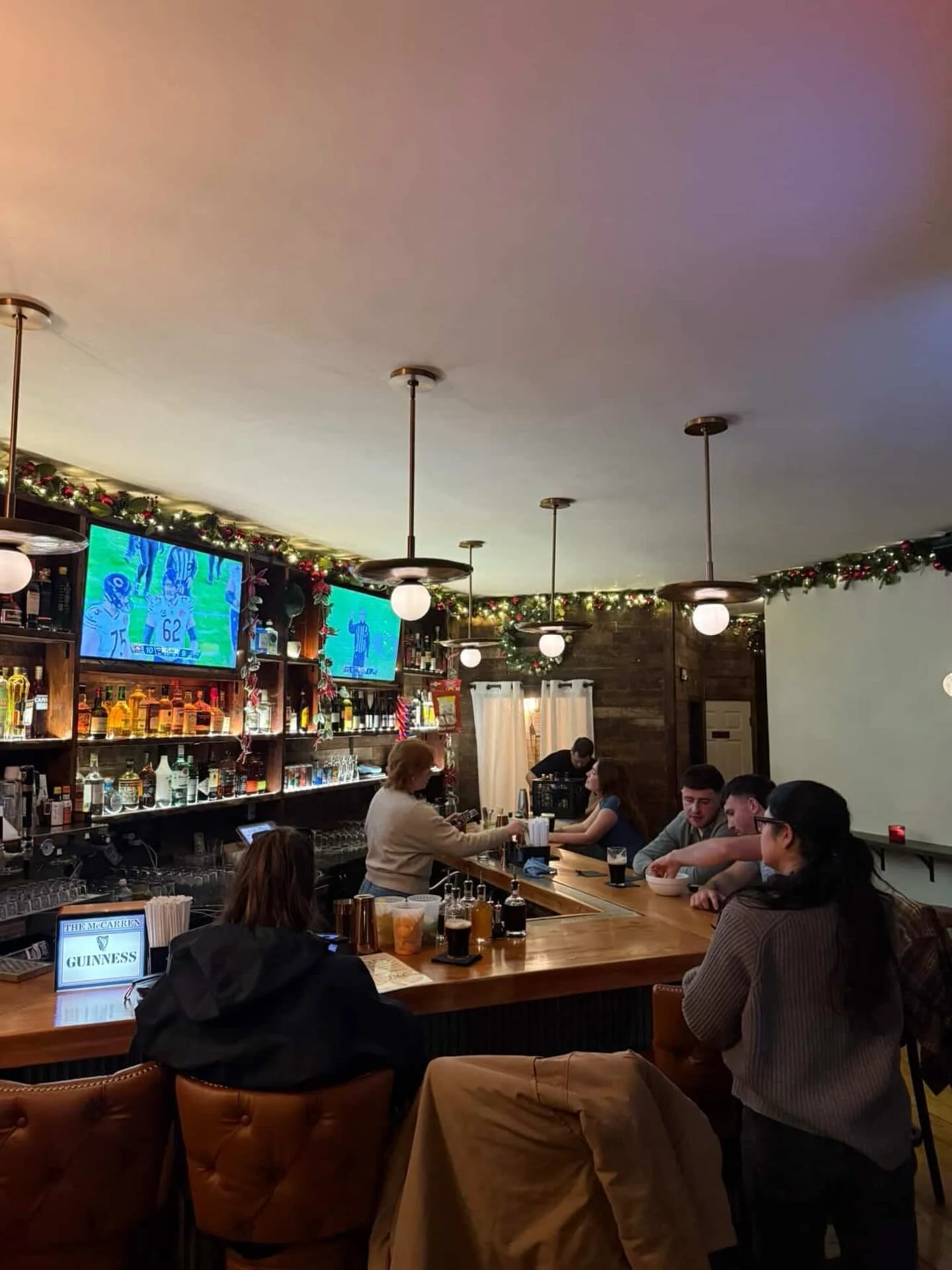 SNOW DAY game day! 🏈🍻 The perfect spot to post up and drink some pints!