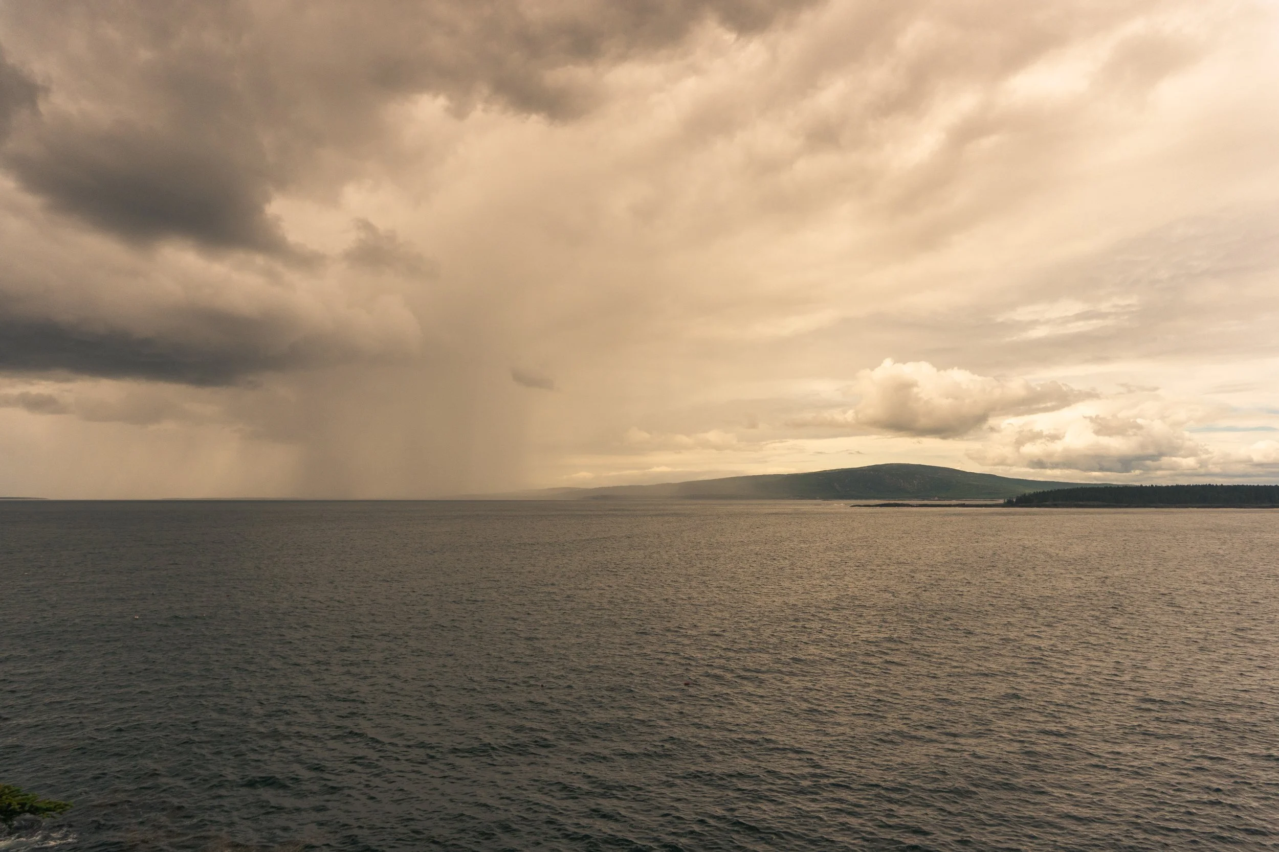 The Storm has a Shape