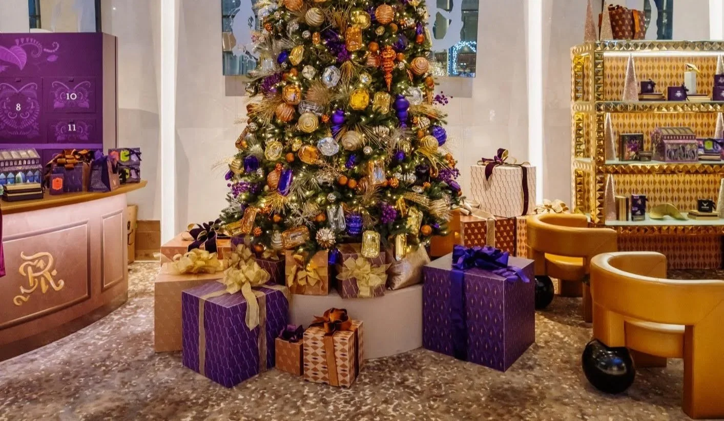 ST. REGIS LOBBY CO-BRAND