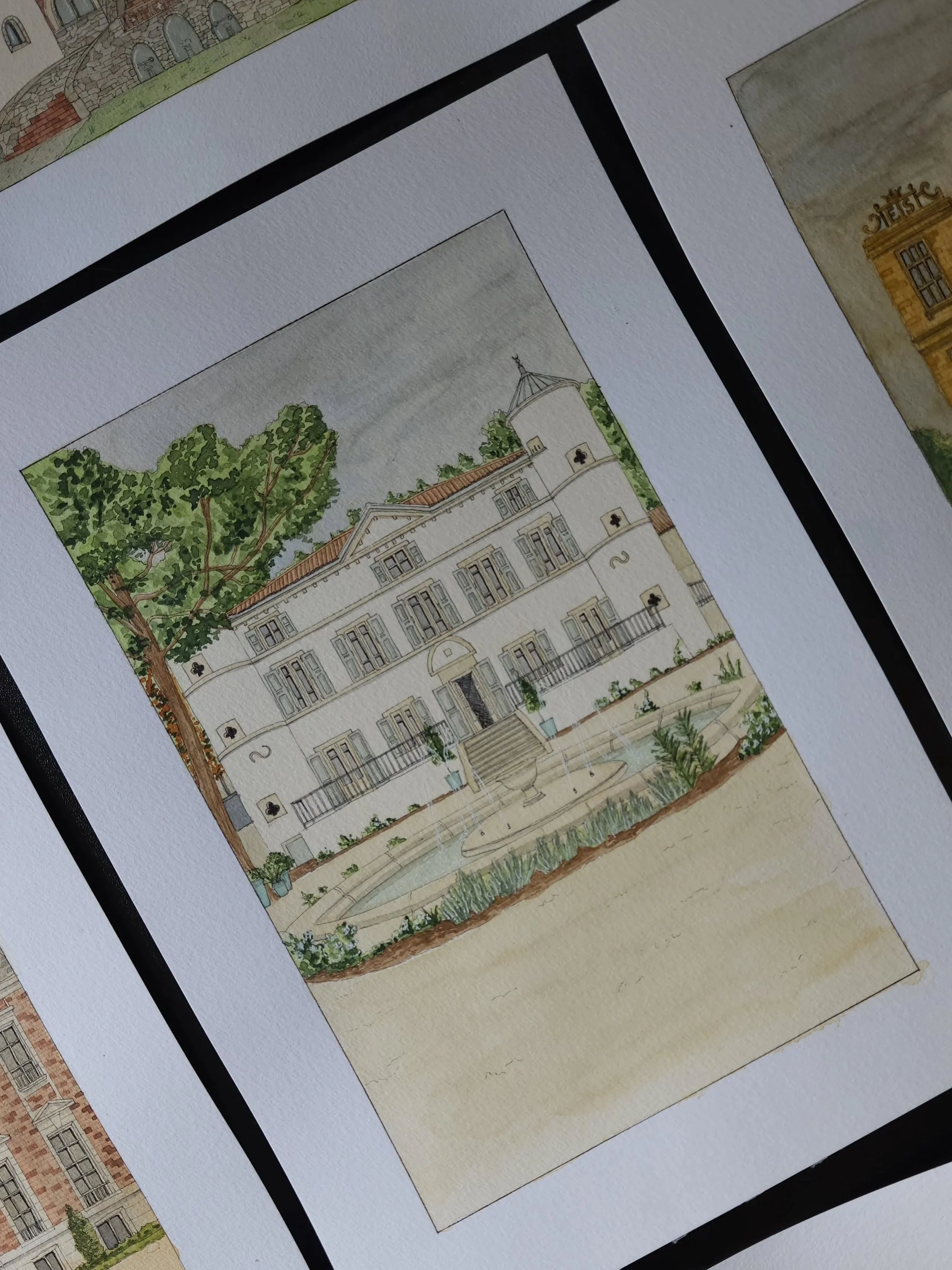 [Chroniques du Patrimoine]

Comme la plupart des vendredis, j&rsquo;aime vous montrer en illustration un ch&acirc;teau de France rempli d&rsquo;histoire et de m&eacute;moire, qui accueille d&eacute;sormais vos plus beaux souvenirs.

Aujourd&rsquo;hui