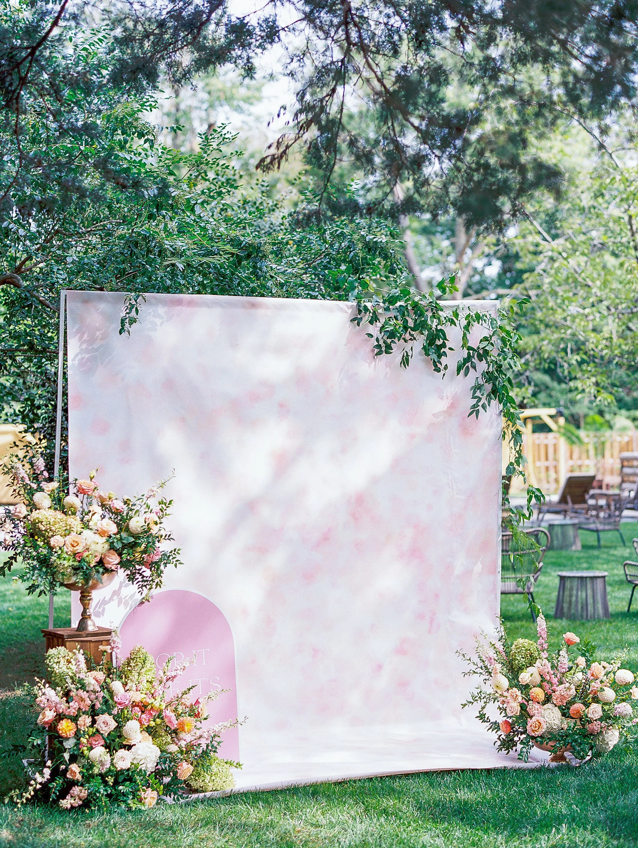 KatieTraufferPhotography-LaurenBridalShower-10026.jpg