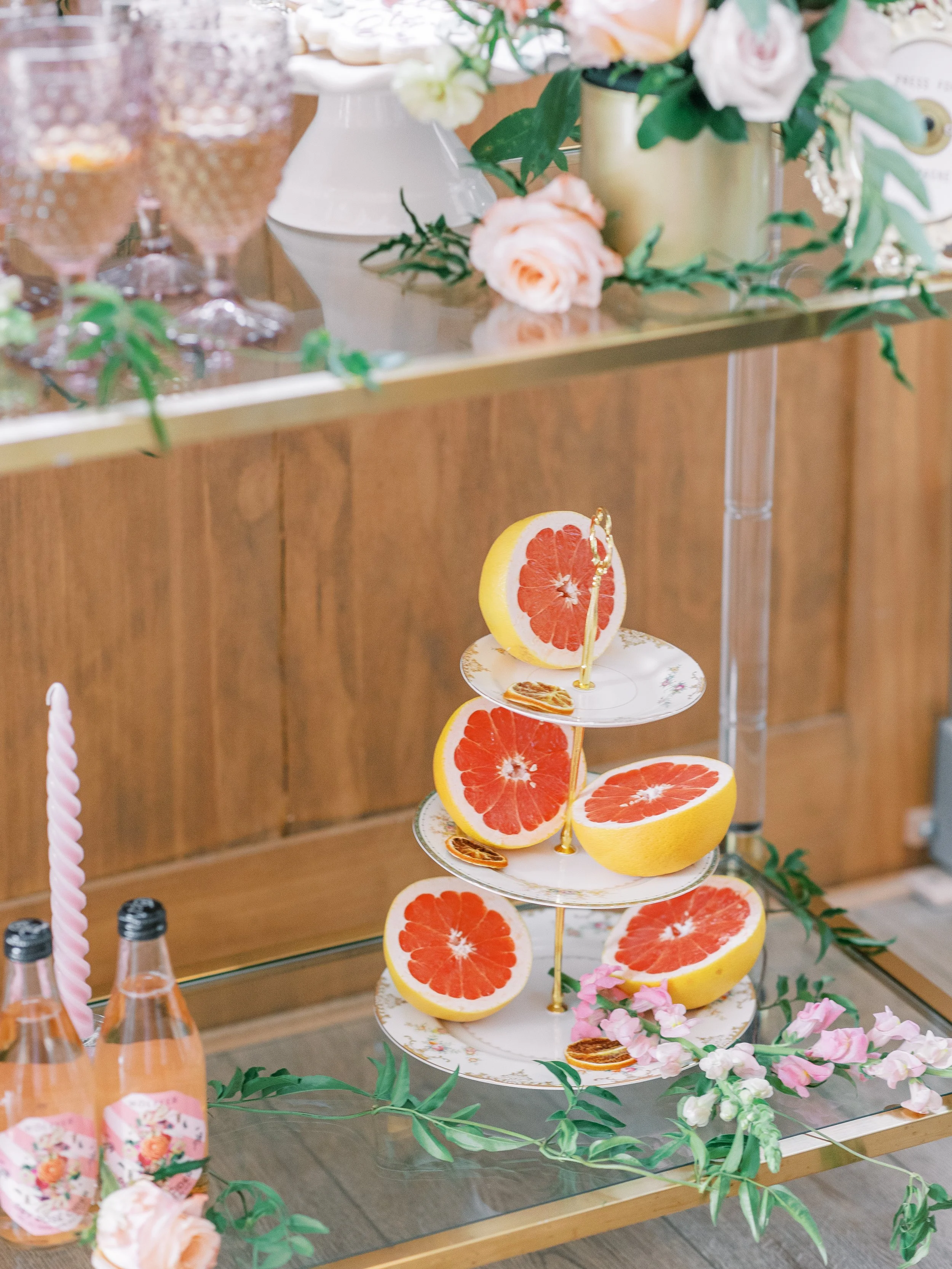 KatieTraufferPhotography-LaurenBridalShower-10088.jpg