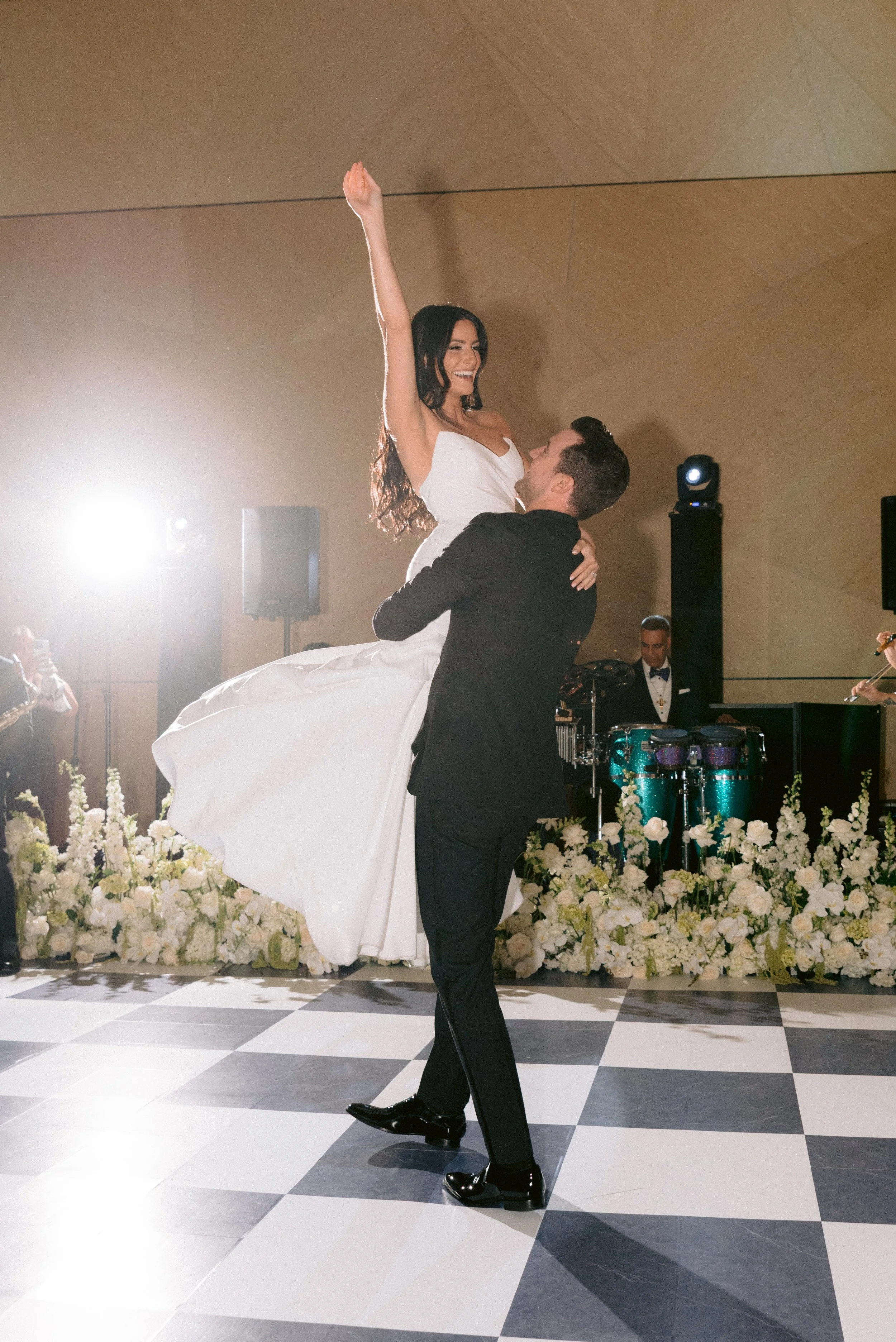 CCP_250920_RyanNicole_Wedding_Teasers_0128.jpg