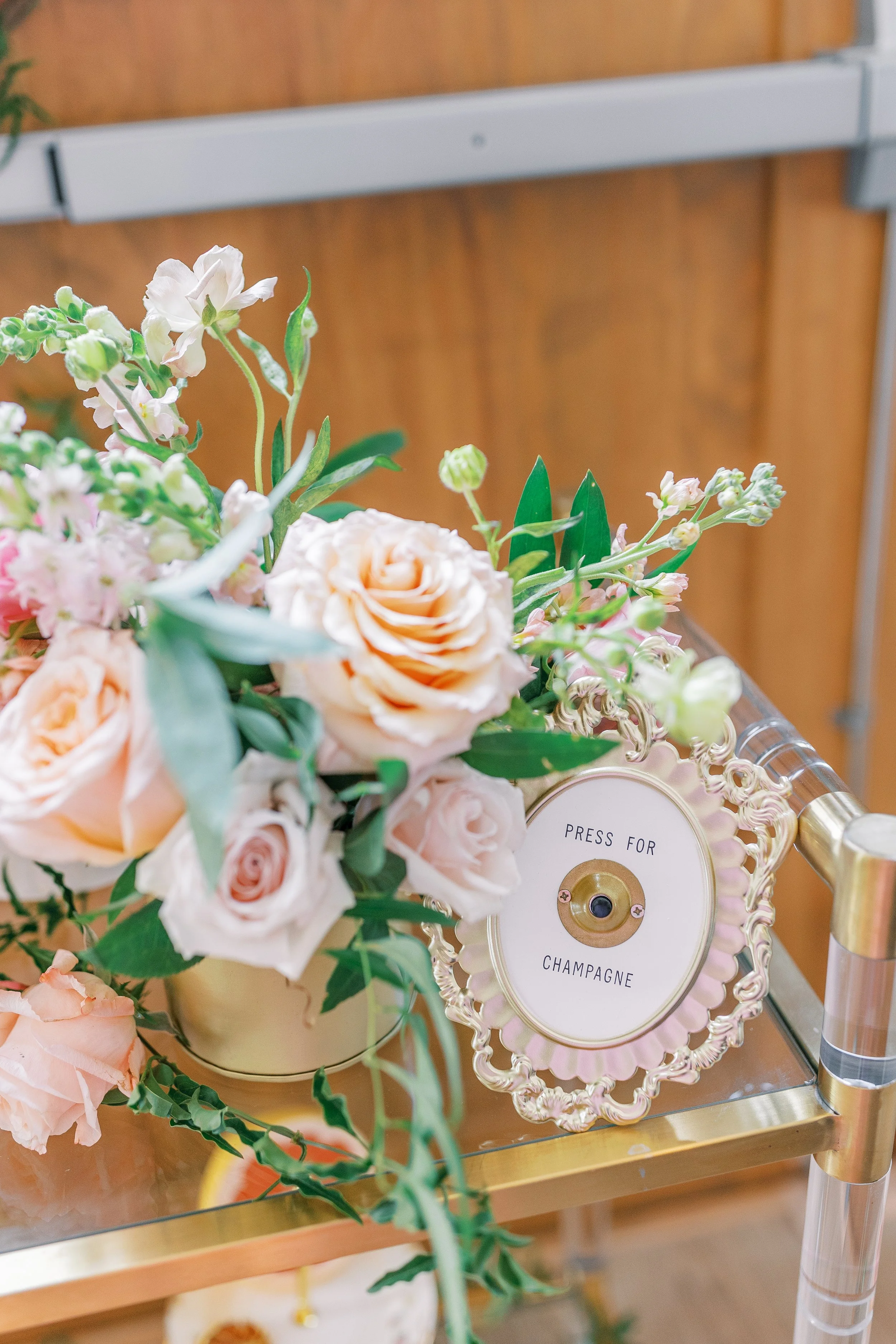 KatieTraufferPhotography-LaurenBridalShower-10094.jpg