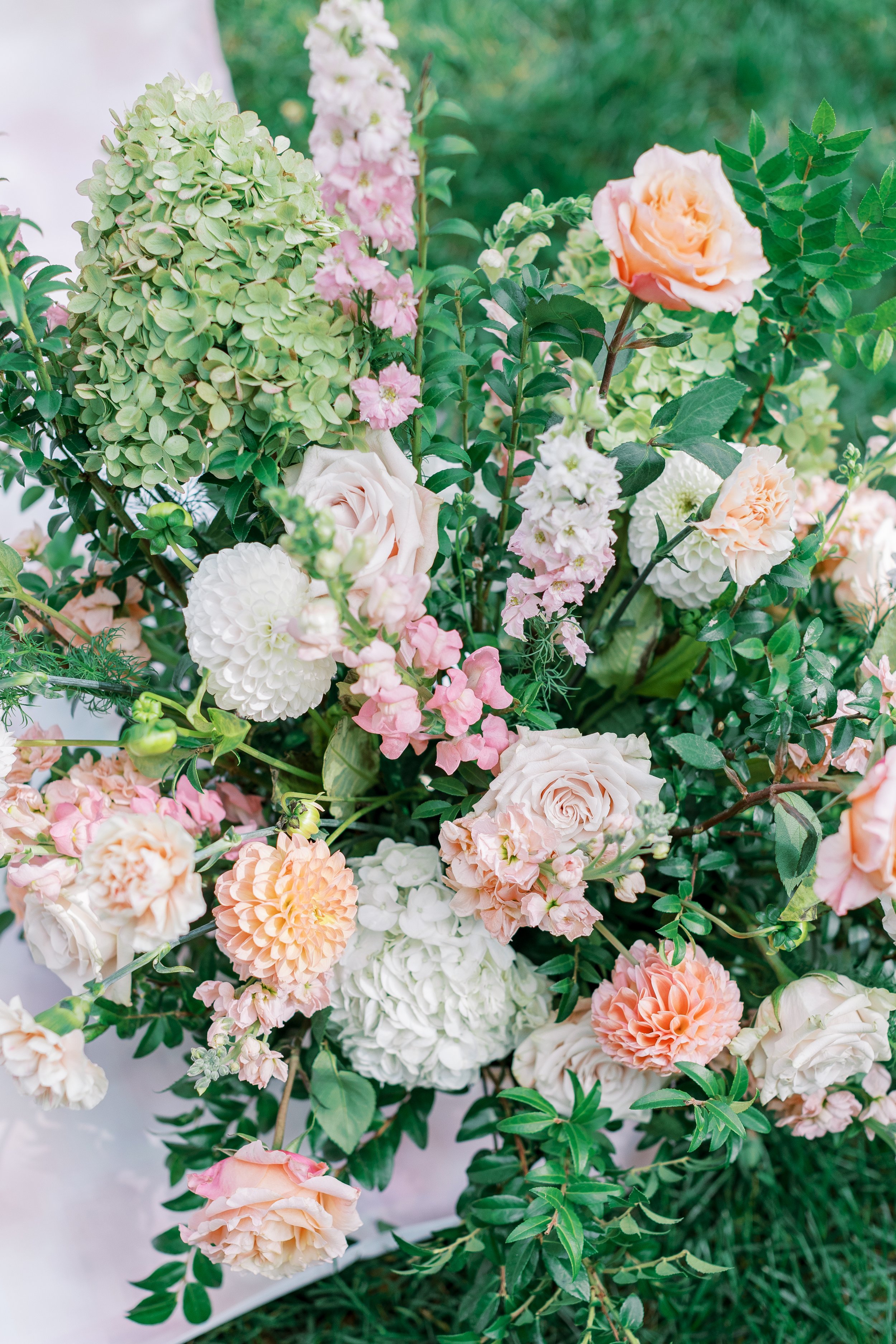 KatieTraufferPhotography-LaurenBridalShower-10034.jpg
