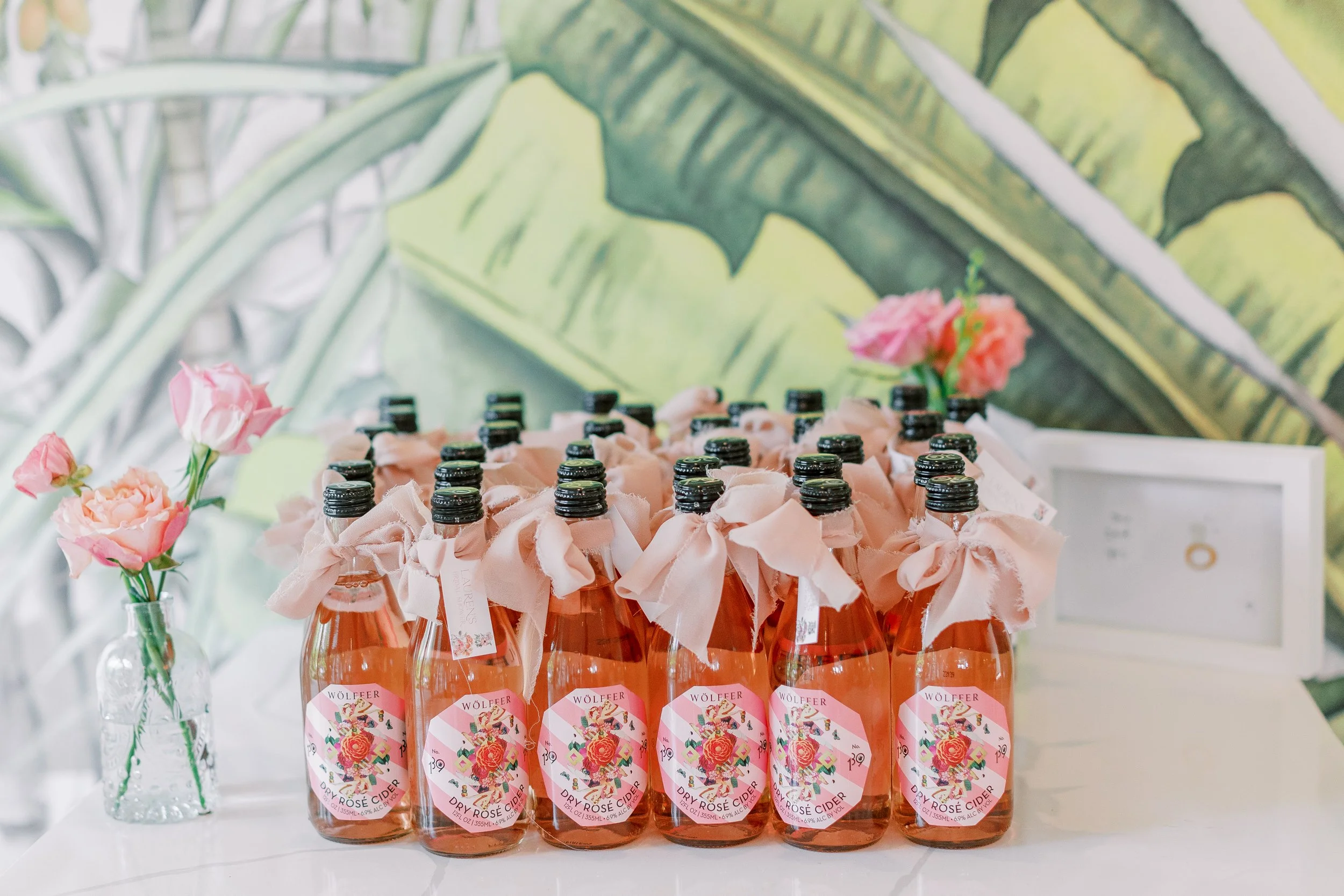 KatieTraufferPhotography-LaurenBridalShower-10078.jpg
