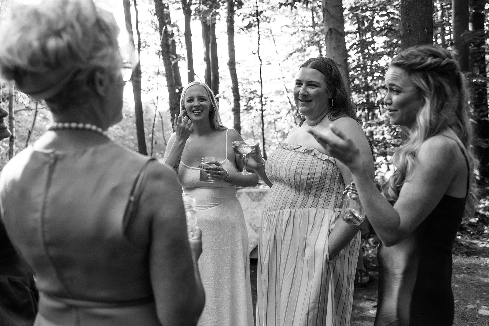 luna-munn-photography-intimate-vermont-wedding-emelia-dan0481.jpg