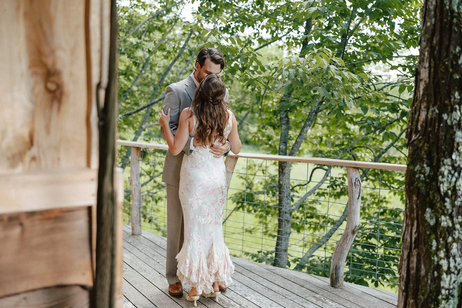 luna-munn-photography-intimate-vermont-wedding-emelia-dan0077-2.jpg