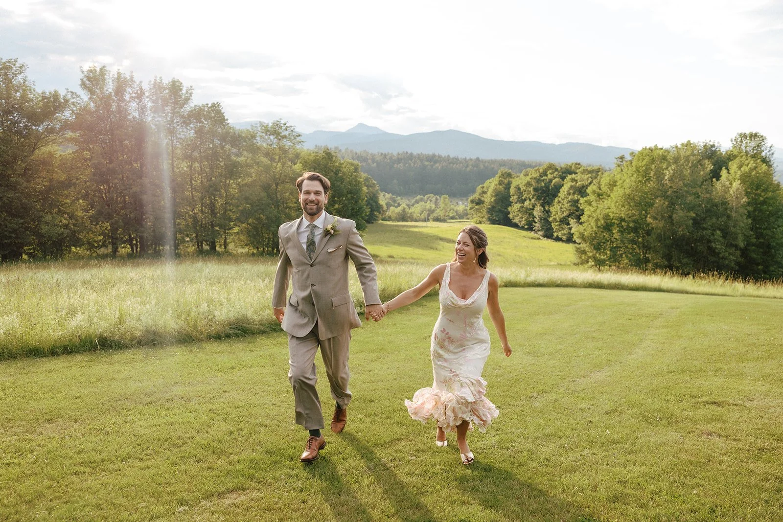 luna-munn-photography-intimate-vermont-wedding-emelia-dan0809.jpg