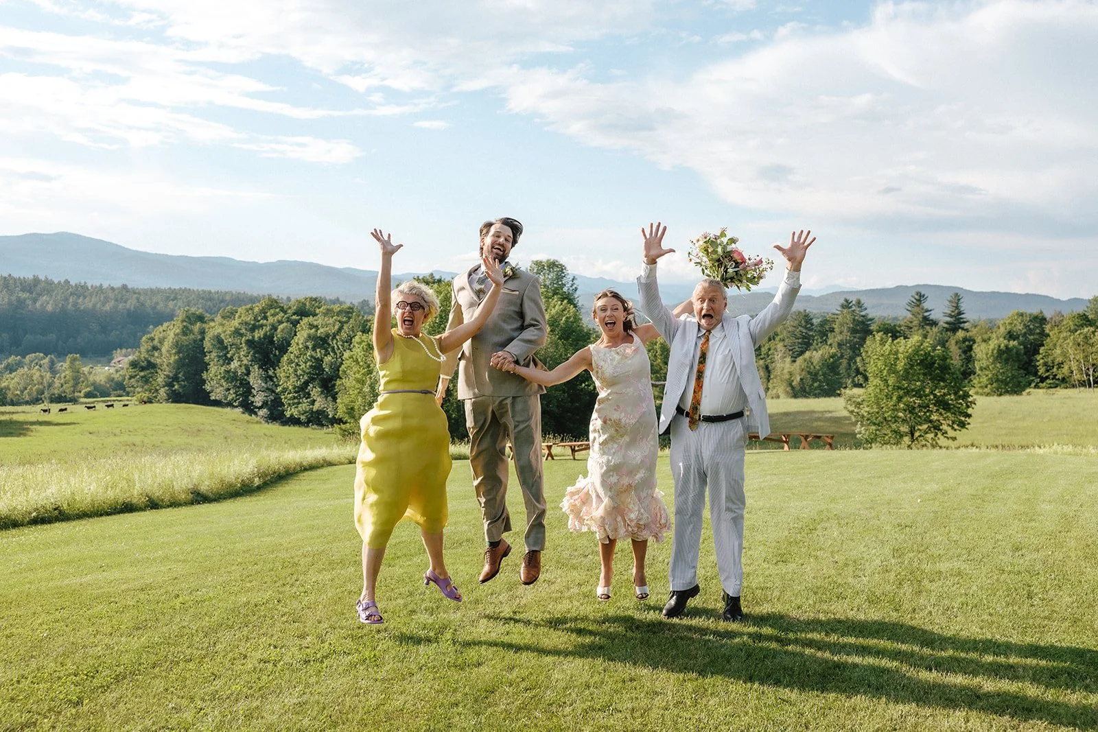 luna-munn-photography-intimate-vermont-wedding-emelia-dan0625.jpg