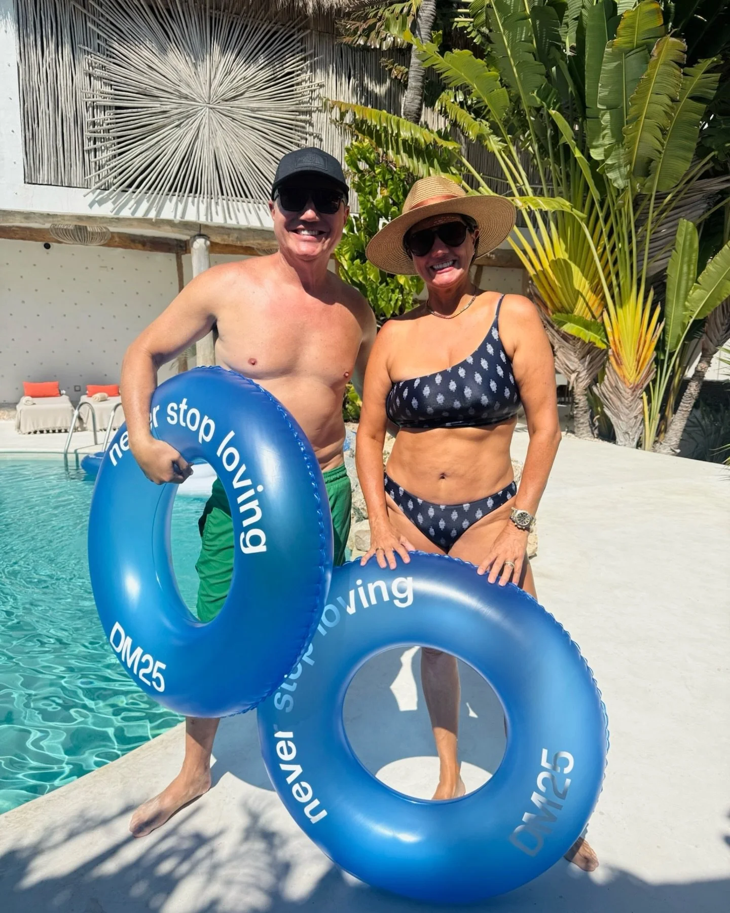 Some celebrations are more than just parties&hellip;they&rsquo;re chapters in a love story that keeps growing. ✨

For 26 of their closest friends, a surprise trip to Holbox became the beginning of something unforgettable.

A poolside afternoon turned