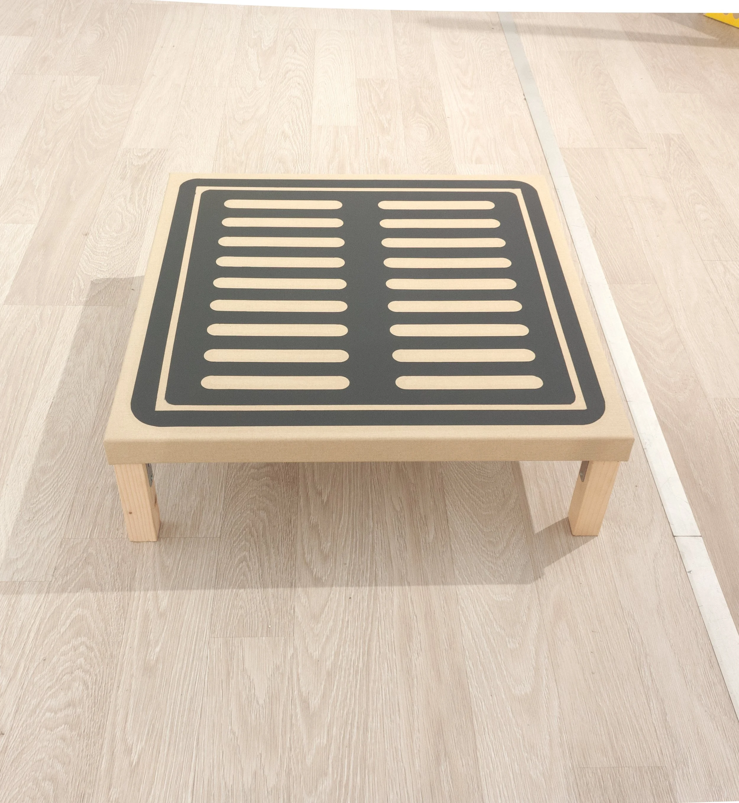 Tombino4 - legno.jpg