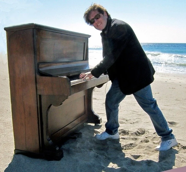 beach piano.jpg