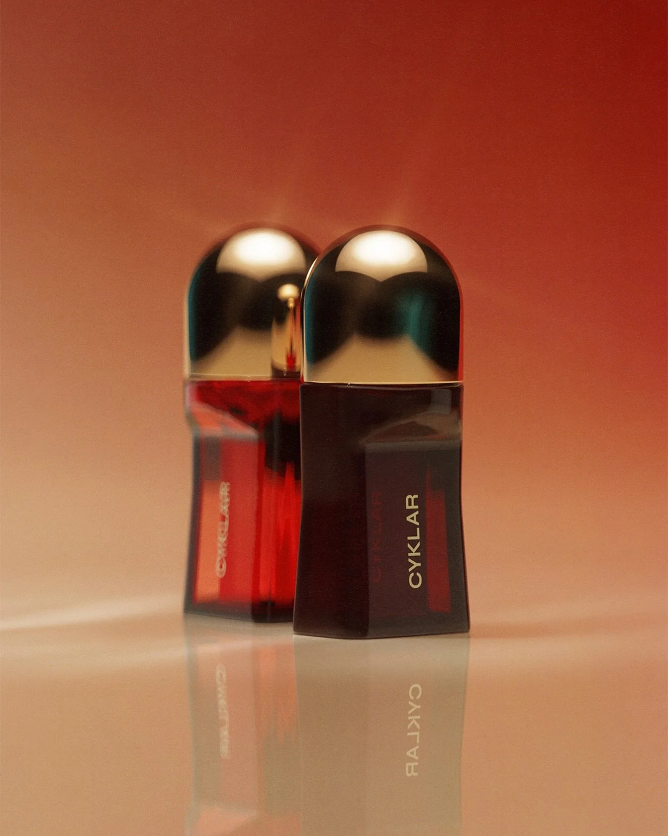 ((just for fun)) I was inspired to recreate the Cyklar deodorant in C4D and create some pretty product renders of it for practice! They smell amazing also if anyone&rsquo;s in the market for new deodorant haha