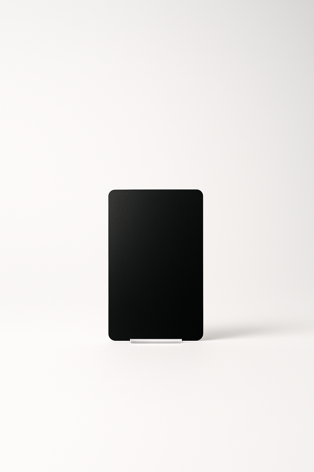 Carte noire sur support transparent.png