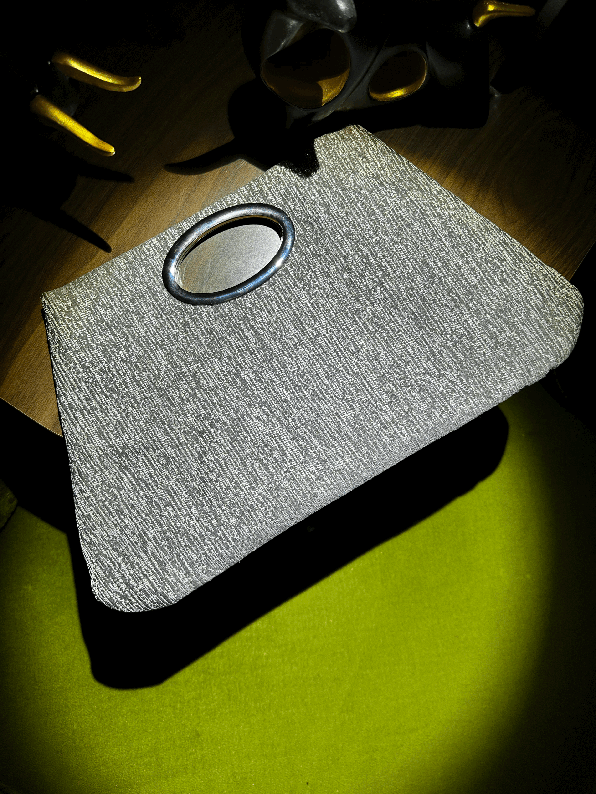 Metallic Silver/Black