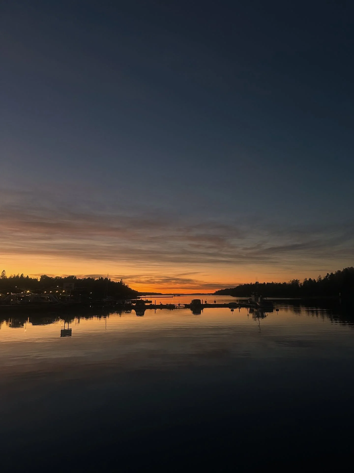 Little postcards from our anniversary weekend at @hotellhavsbaden ❤️

A dreamy fall escape&hellip;saunas, sea views and the art of doing nothing. 🍁🦥

Sometimes the best kind of reset is simply to be. 🧡

#autumn #autumnwellness #spaholiday #mindful