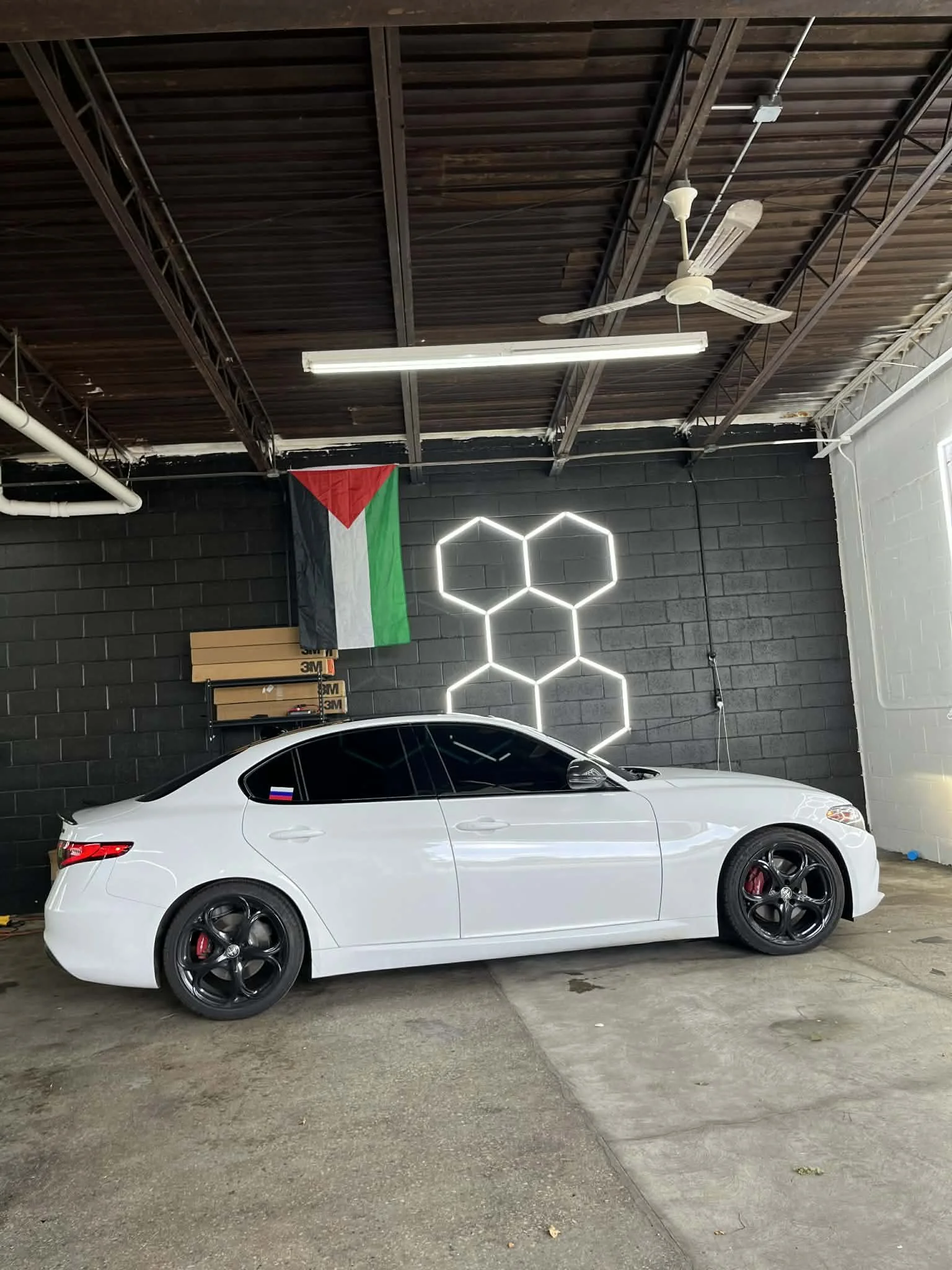 2e5f4702-8095-4cfd-a8f6-f49d7da49e6b (1).jpg