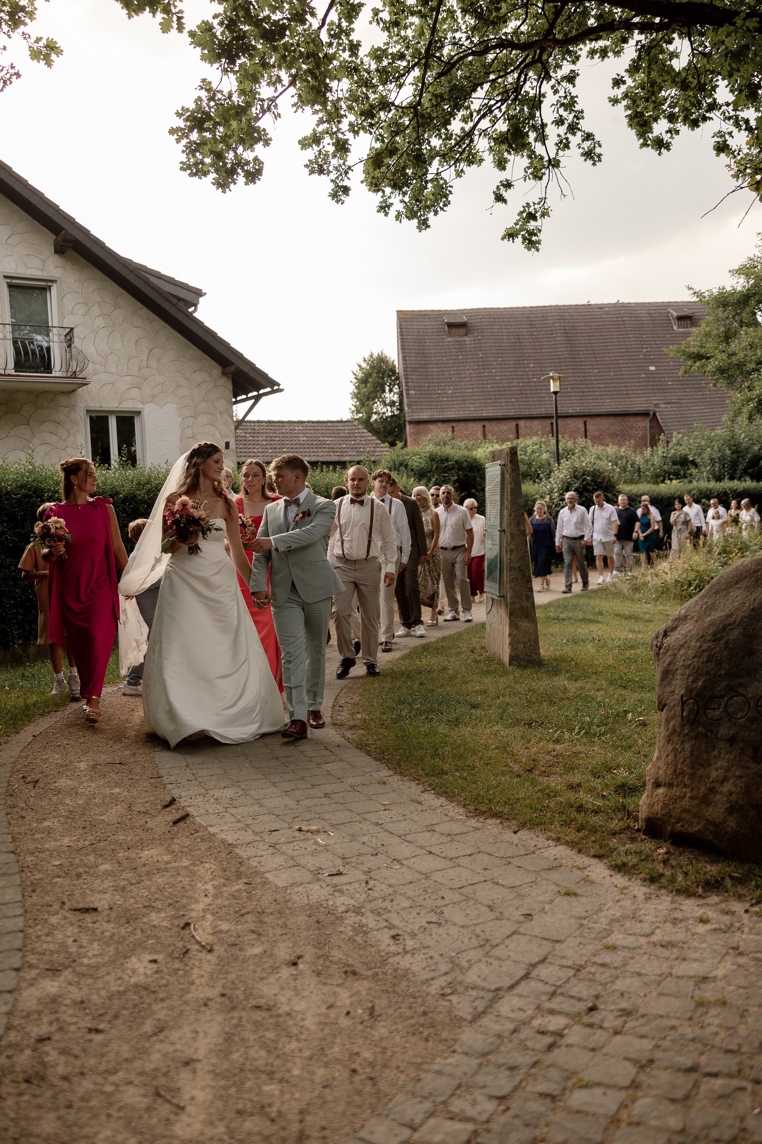 Estell+Samy_-355.jpg