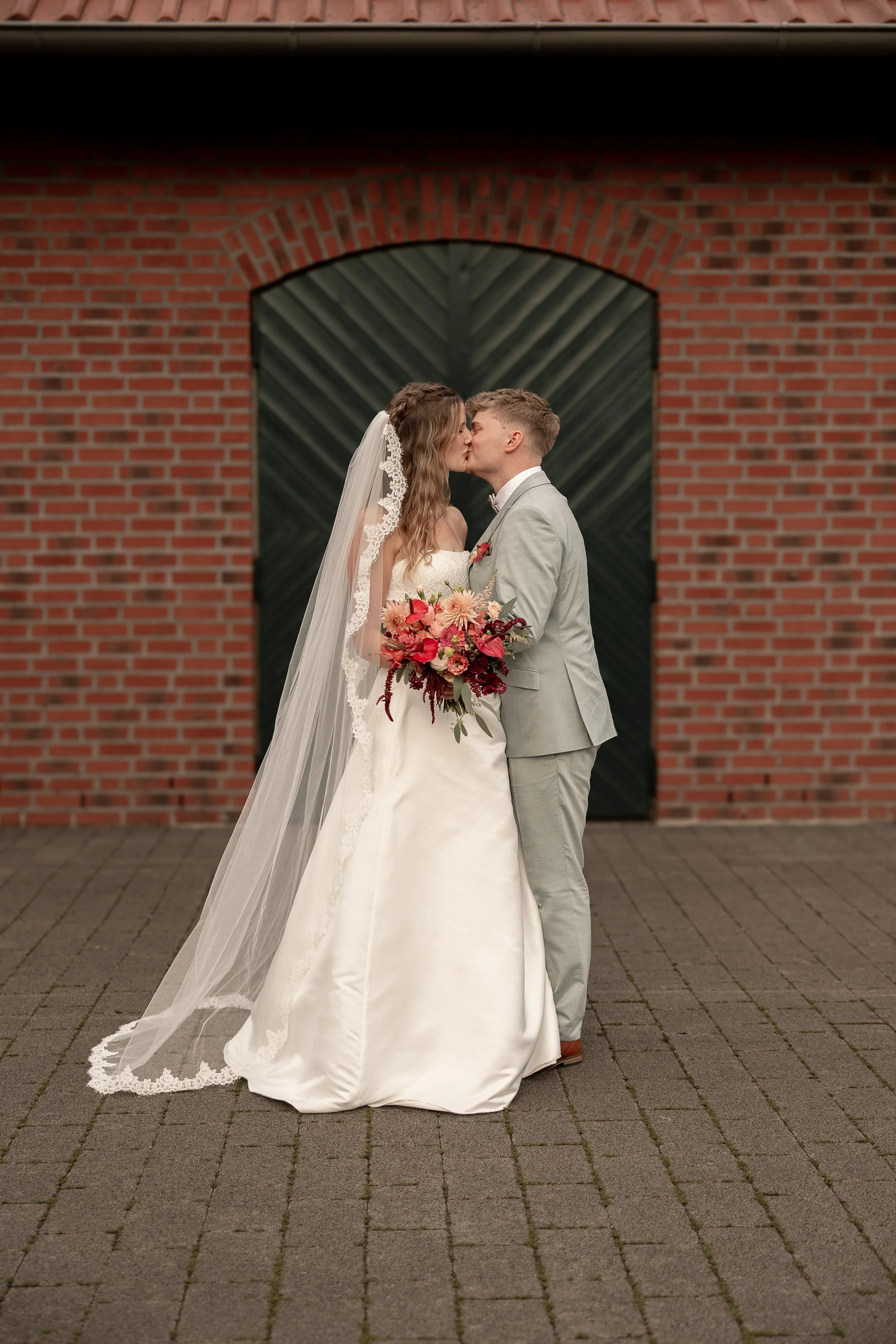 Estell+Samy_-507.jpg