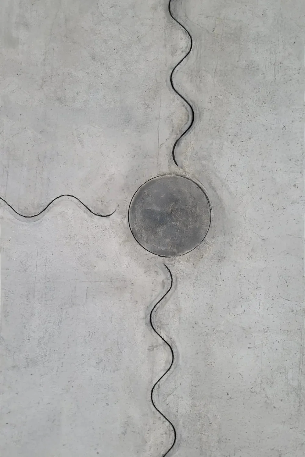 Conecto SINUS 04NS50-4D armored joint for industrial concrete floors. The unique upper sinus waved shape geometrically eliminates joint impacts from wheel traffic.