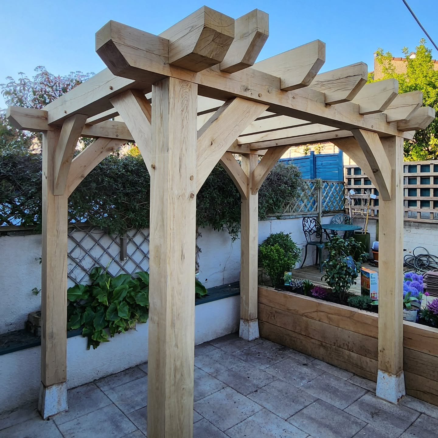 Oak Pergola - Filton Project
A recent project in Filton, where a smaller garden footprint called for height and structure to create a sense of intrigue.
This oak pergola was built using traditional mortice and tenon joints with Oak draw pegs on the k