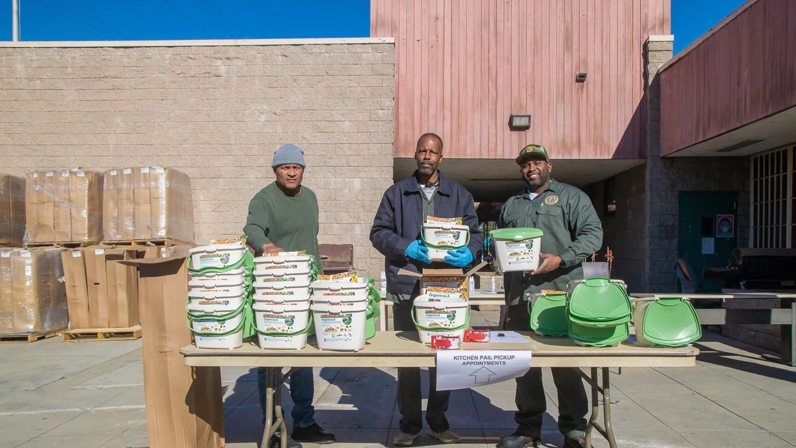 Los Angeles launches citywide organics service, awards compost contracts worth up to $1.67B