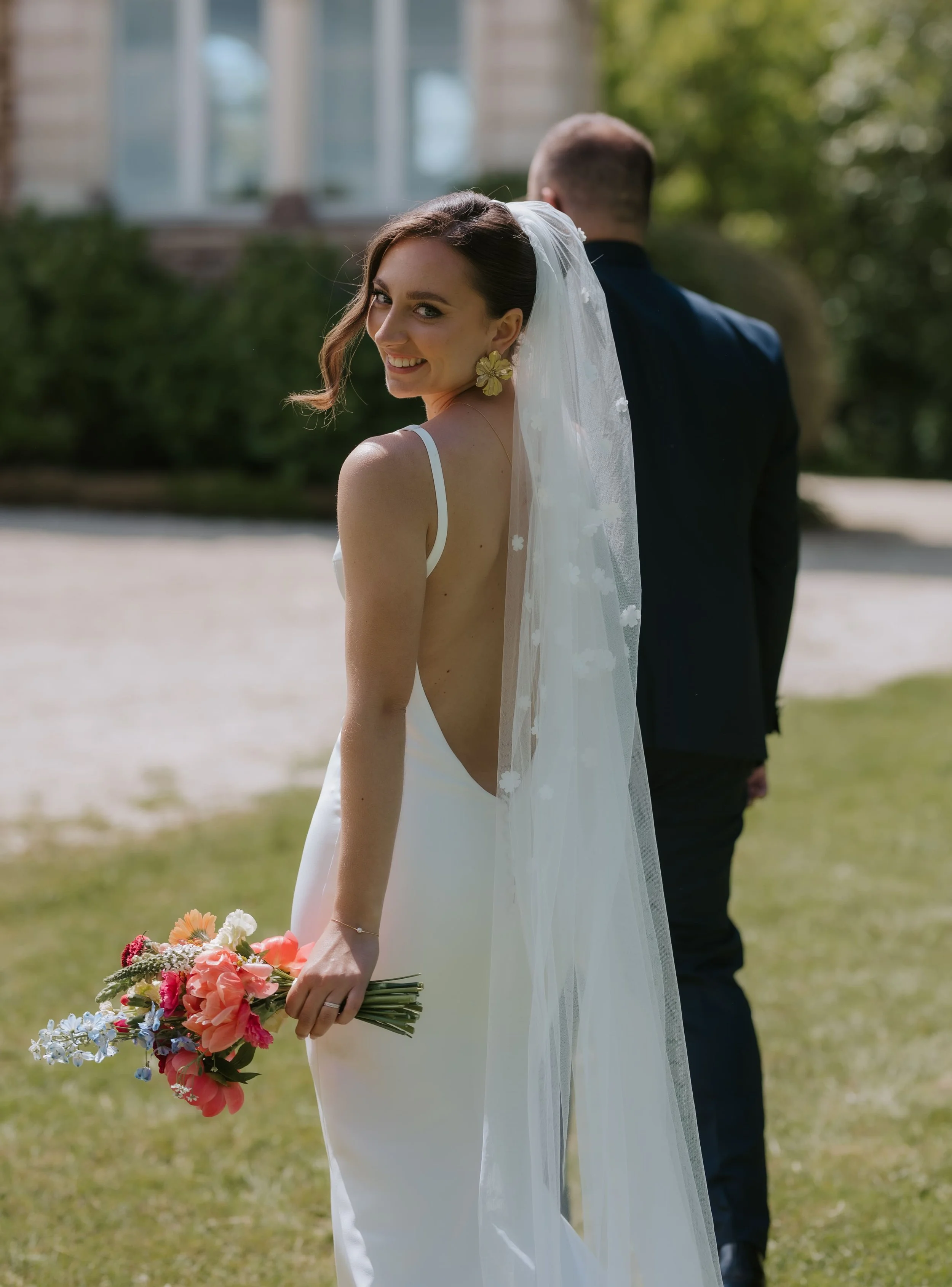 ♥ Gladys
| Emeline Guyet
| L'atelier Signature
| Domaine de l'Etablière
| Albakia Fleurs
| Blanche showroom de la mariée | Audrey Langouët