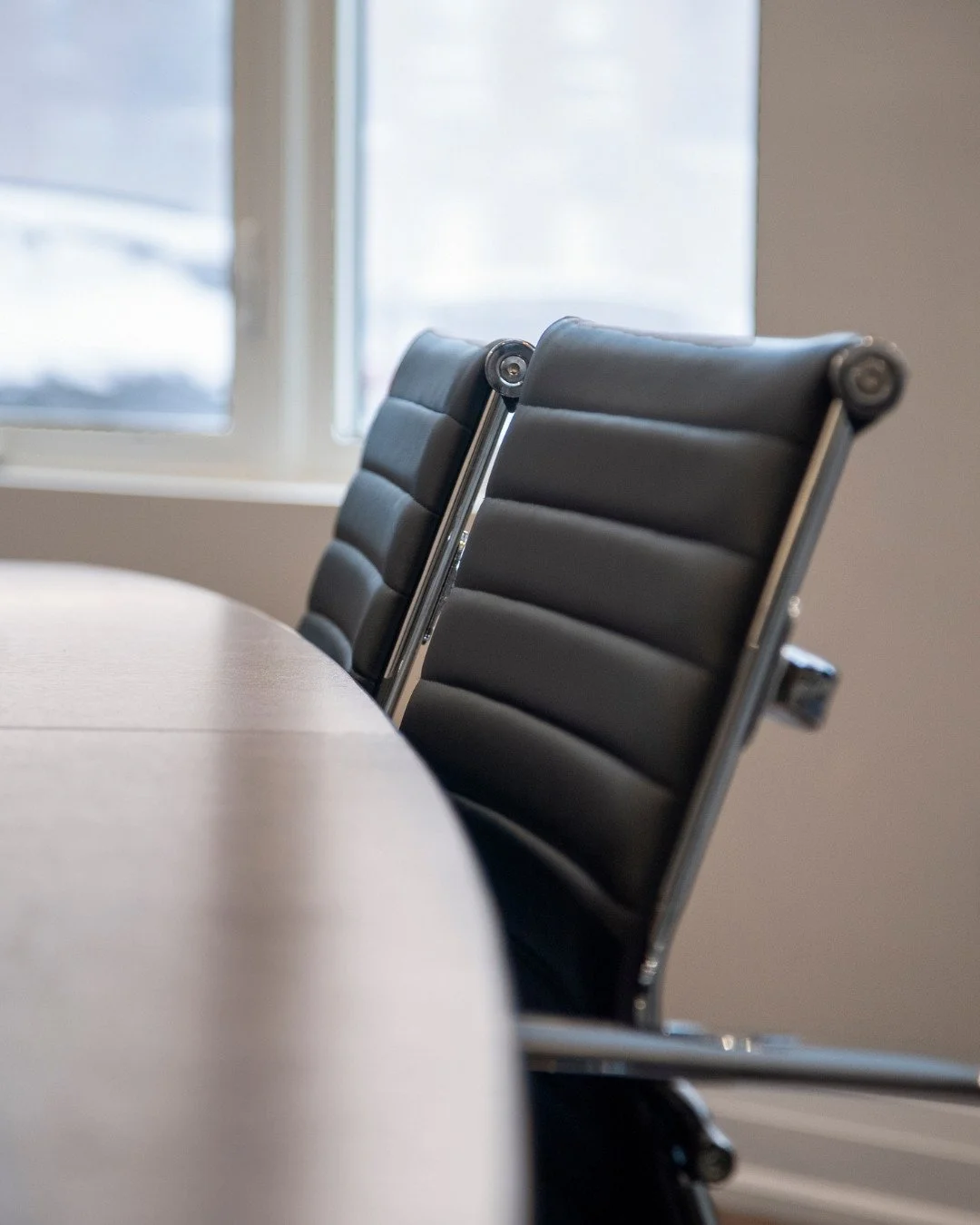 Focus, connect, create. ⁠
⁠
From dedicated meeting rooms to on-site leasing and management offices, Sawmill Flats make productivity effortless. Take a virtual call, focus on a project, or connect with neighbours &mdash; all in thoughtfully designed s