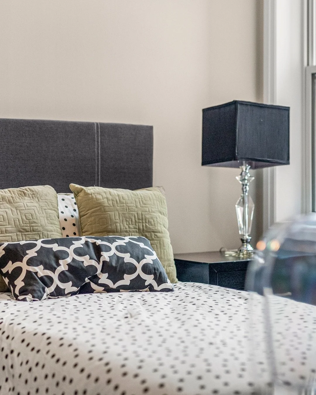 Designed for the way you live. ⁠
⁠
From one-bedroom suites to one-bedroom + den and spacious two-bedroom layouts, Sawmill Flats offers homes that fit your lifestyle. Open-concept kitchens, modern finishes, and natural light come together in spaces wh