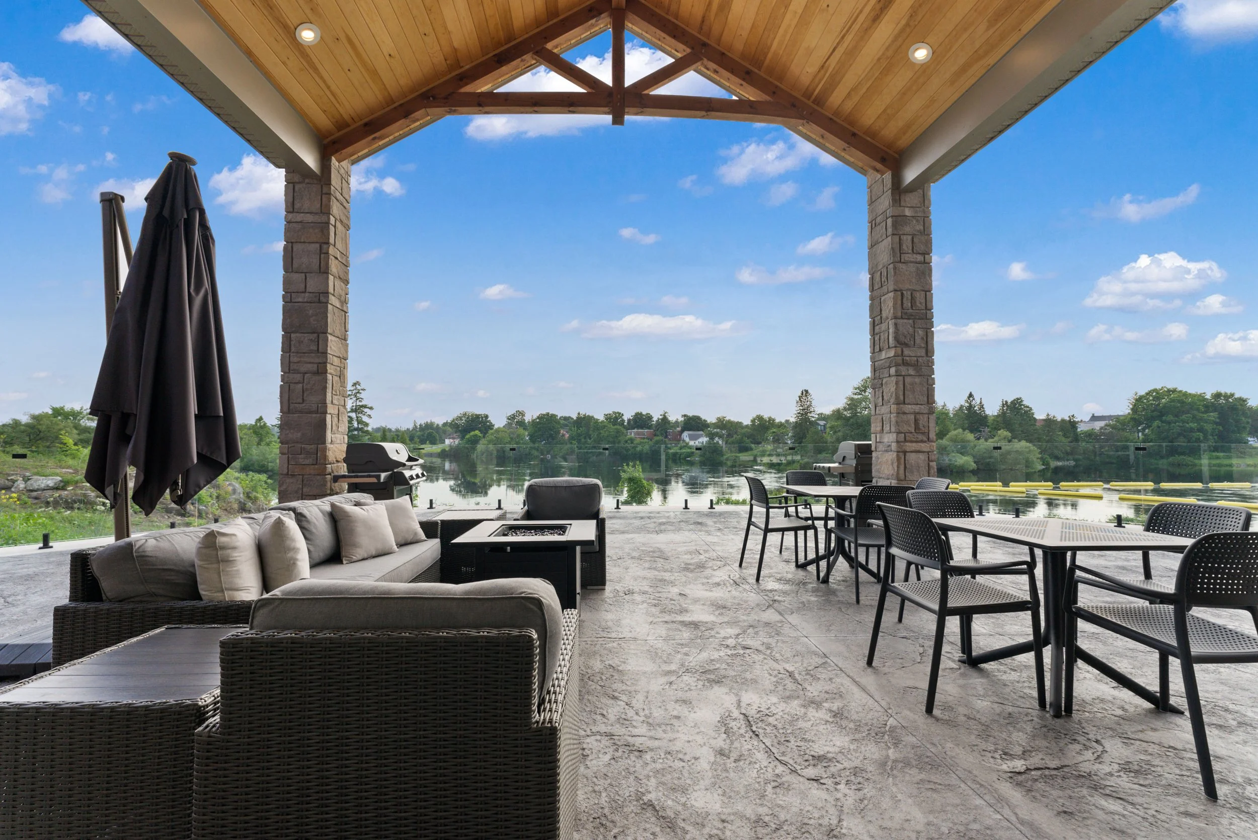 Freedom to Move Freedom to Live