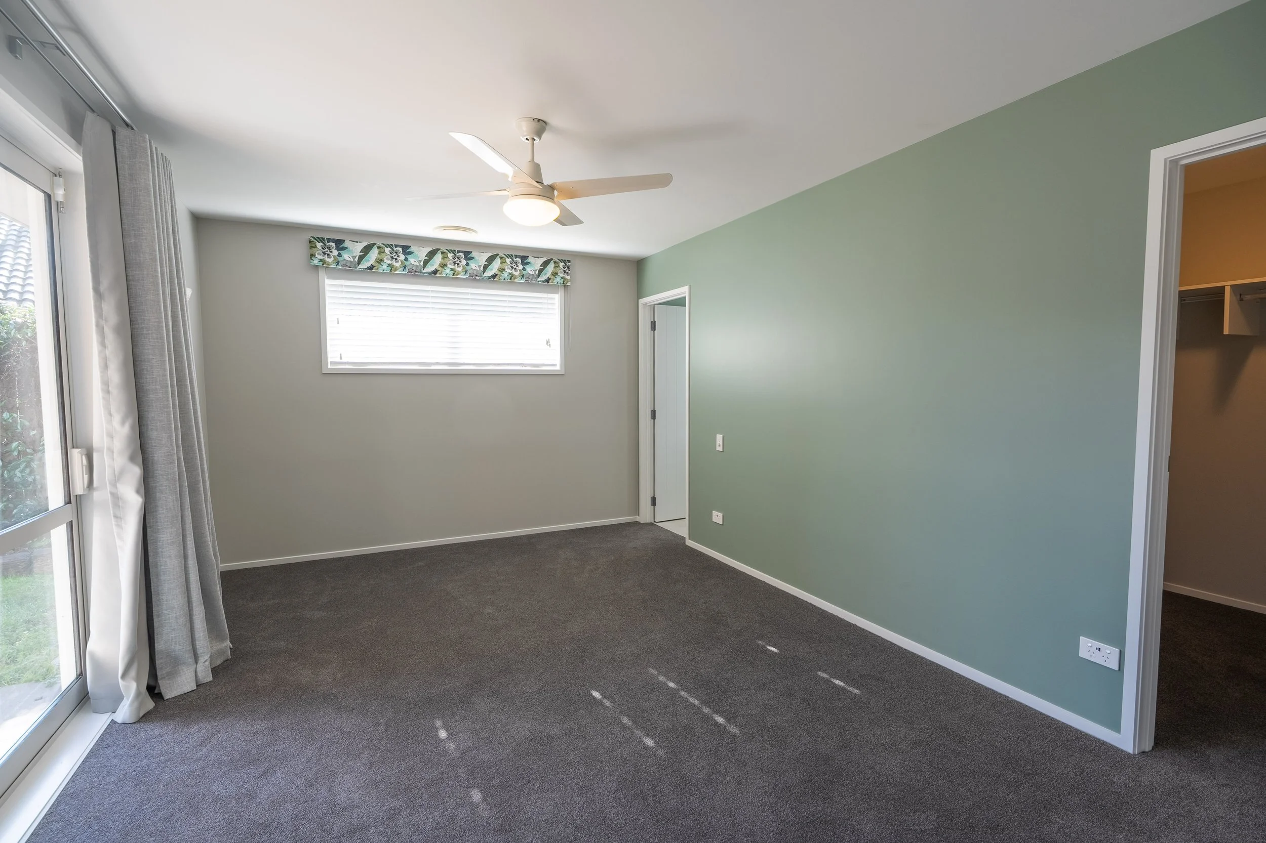 V4_08873-HDR (1).jpg