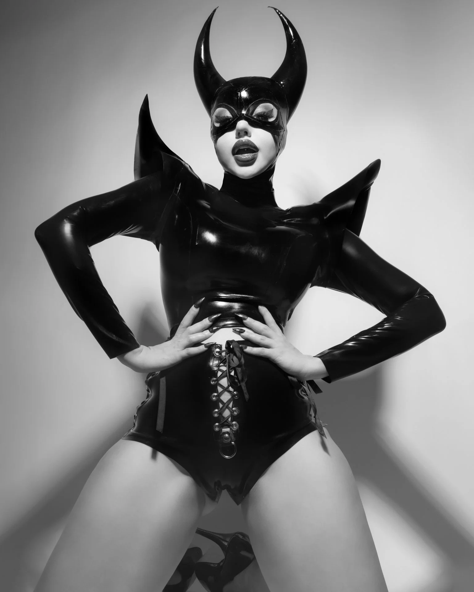 dani divine_Stockroom_15A7443bw.JPG