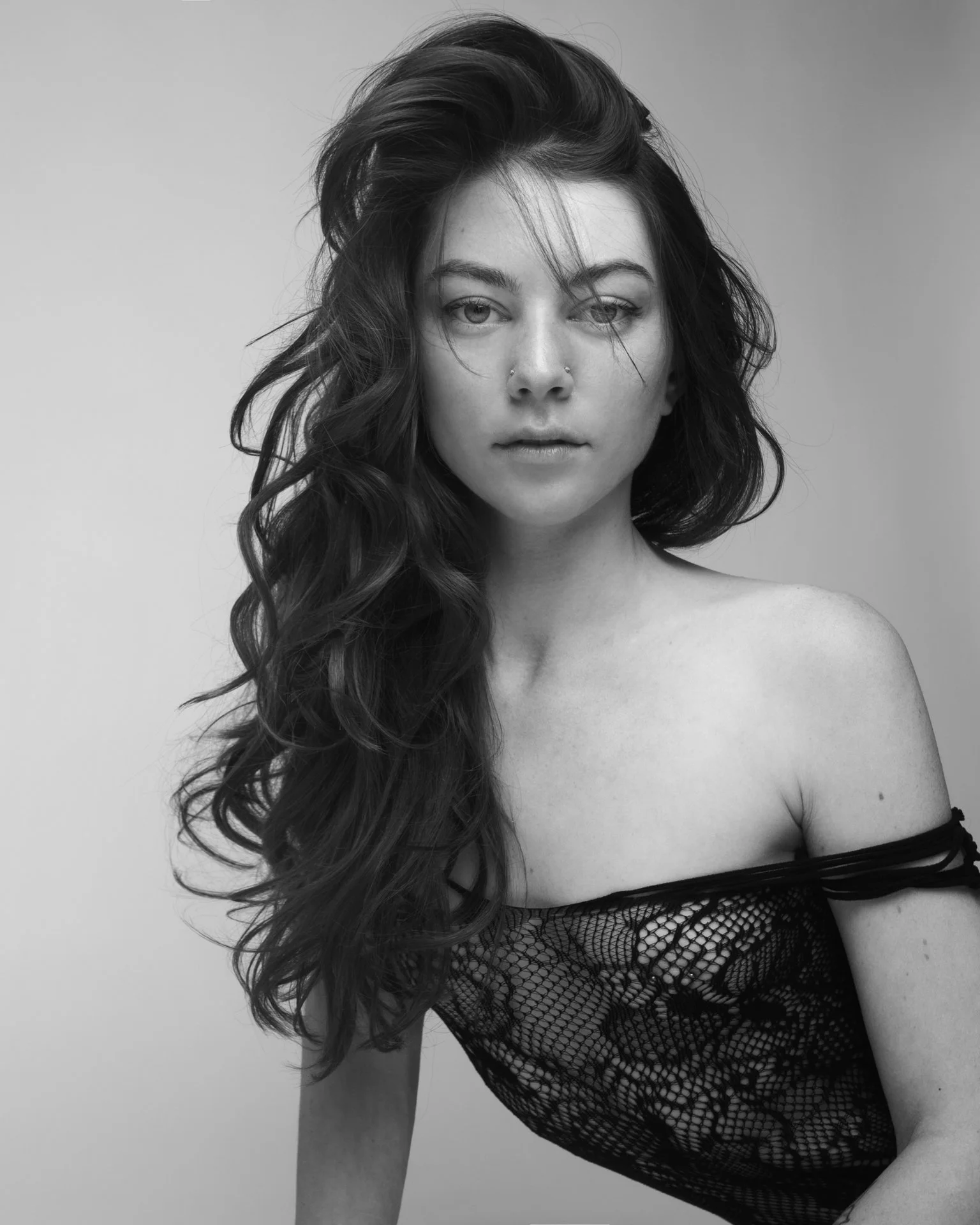 nadia volkova_extra juicy fruit__MG_2256bw.JPG