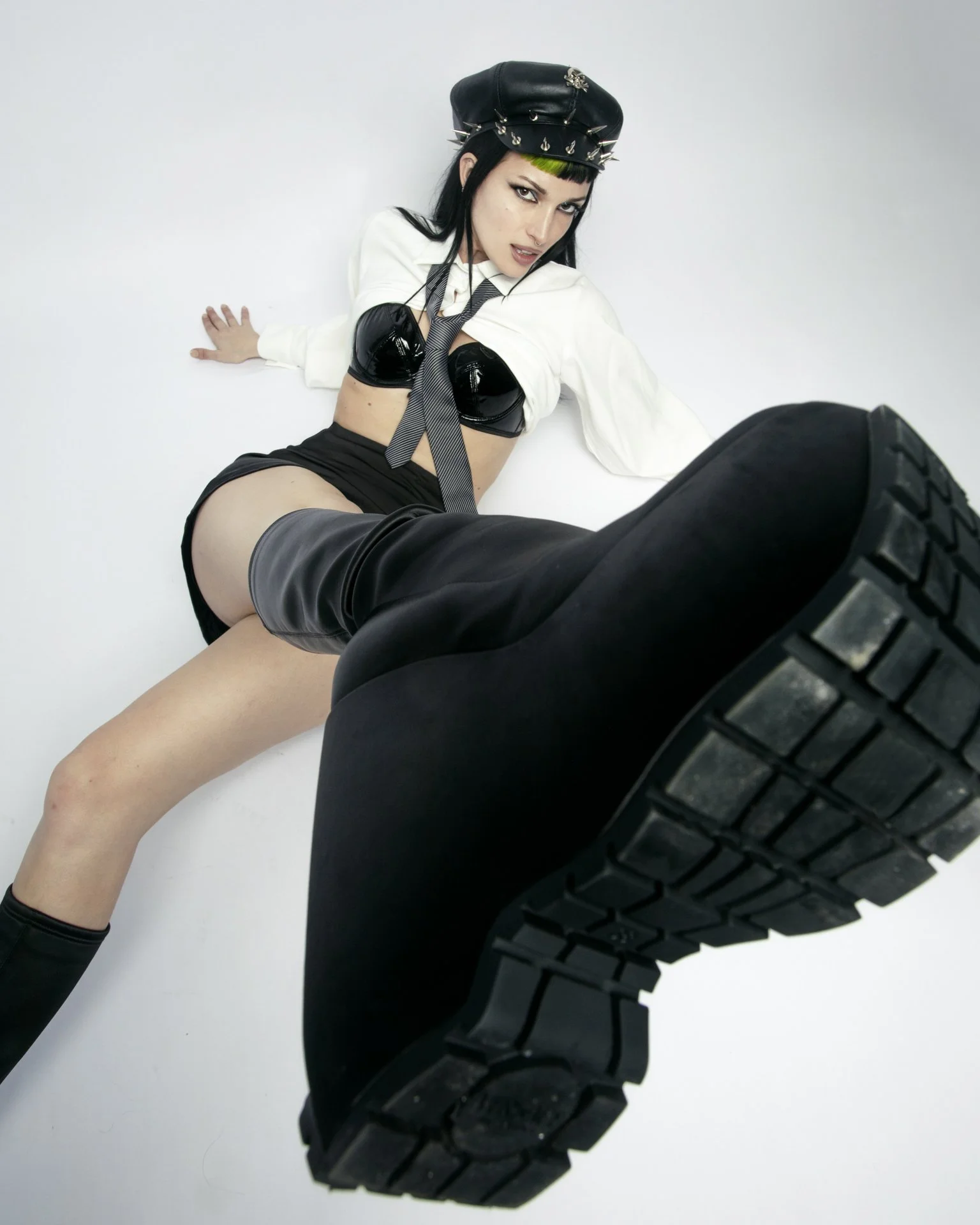 elise embers_Onhell_Dani thorne_MG_5738.JPG