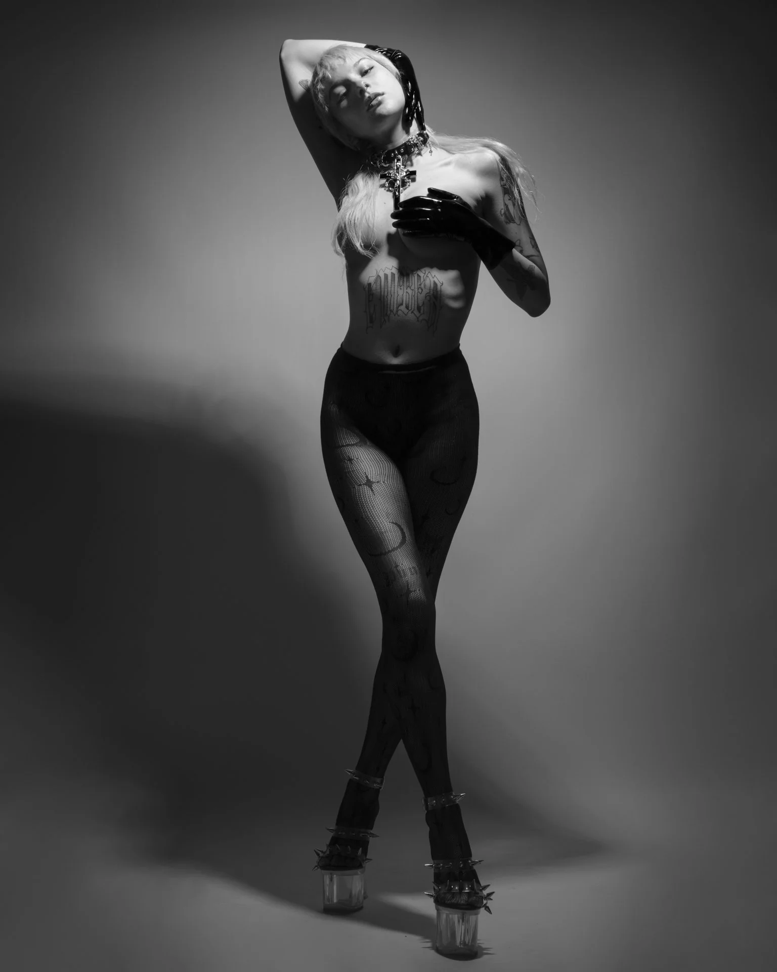 elise embers _15A5705bw.JPG