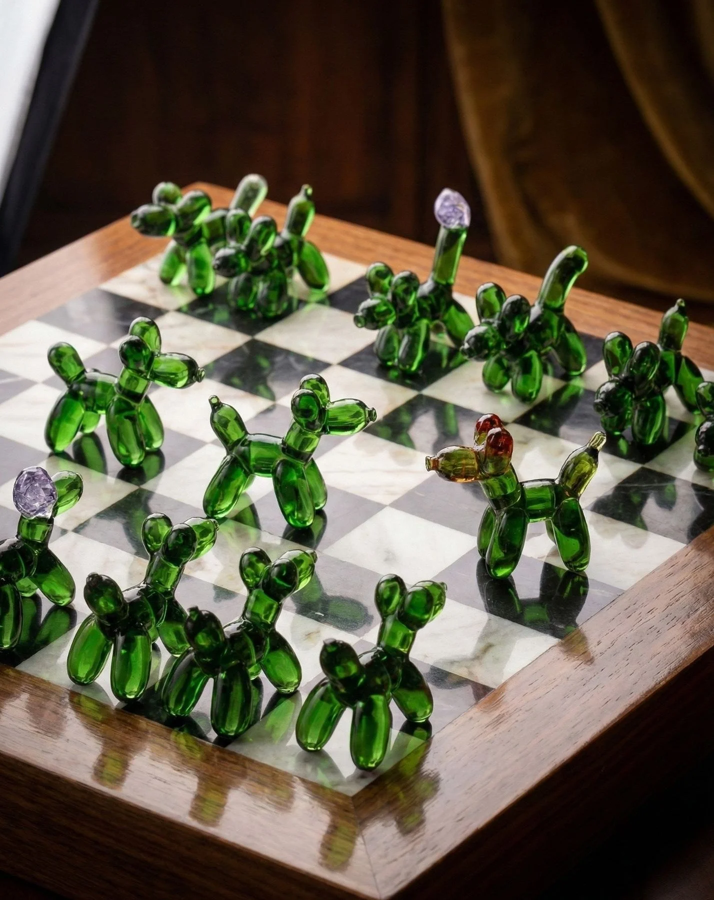 Balloon Dog Chess Set