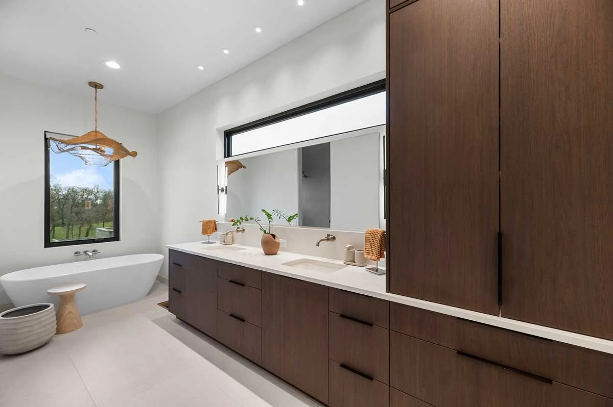 modern-bathroom-cabinetry-ca.jpg