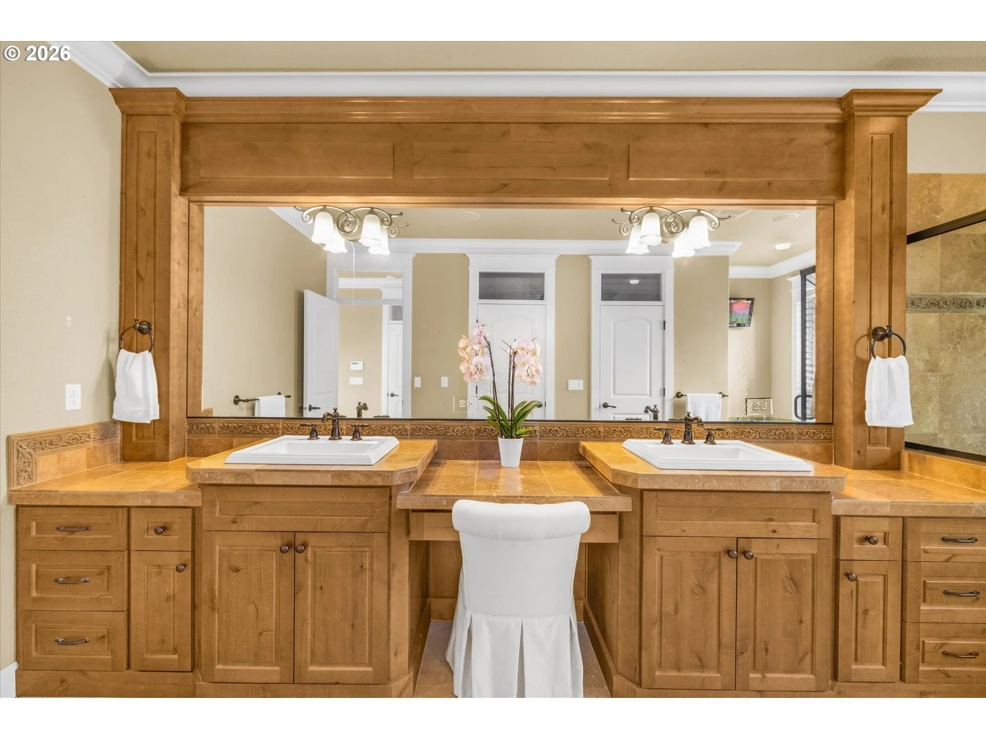 imgi_73_586013218-25 (1).jpg