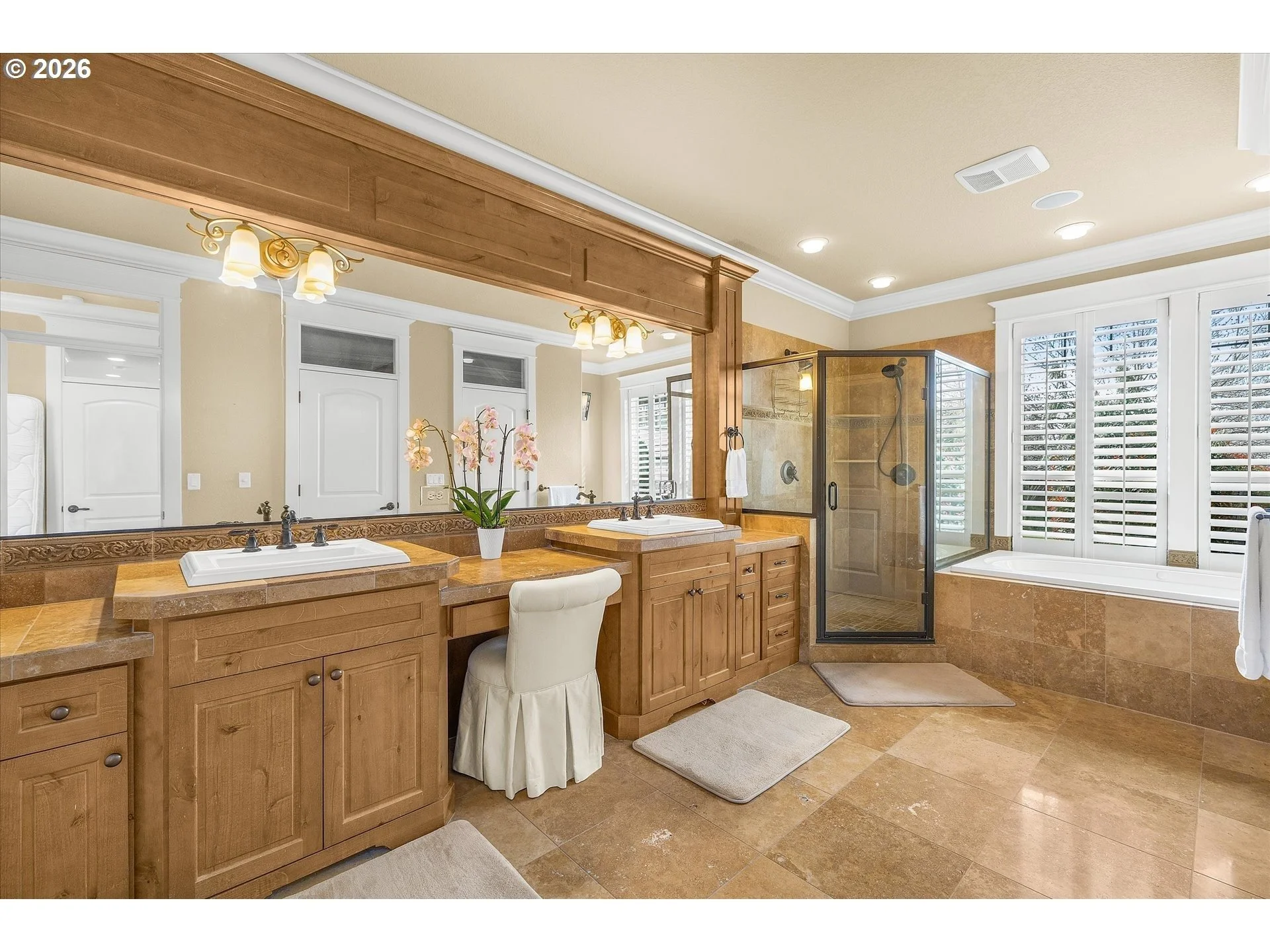 imgi_71_586013218-23 (1).jpg