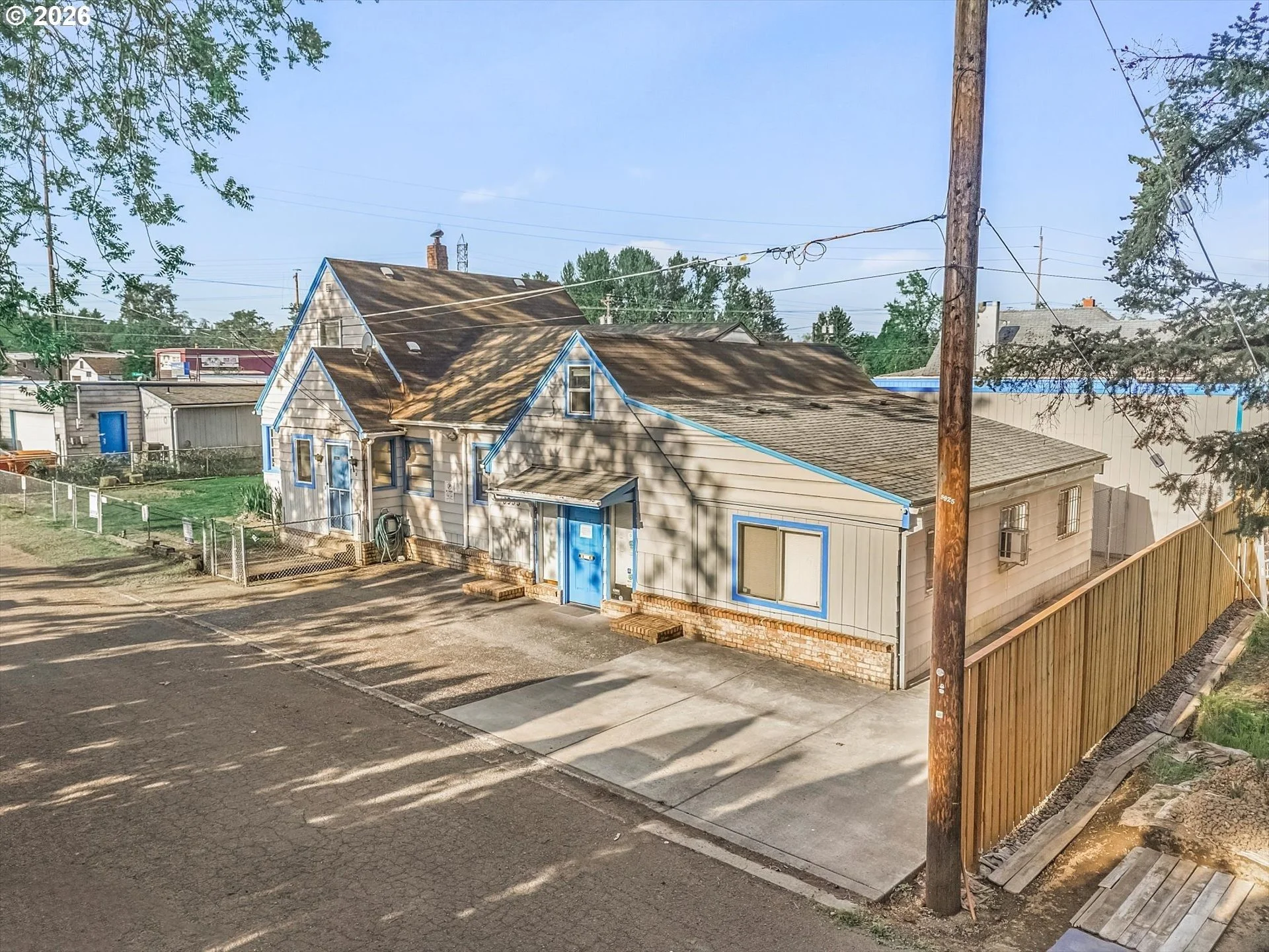 $749,000 | 3 bd | 2 / 0 ba | 2872 sqft | 8935 SE STANLEY PL Portland, OR 97206