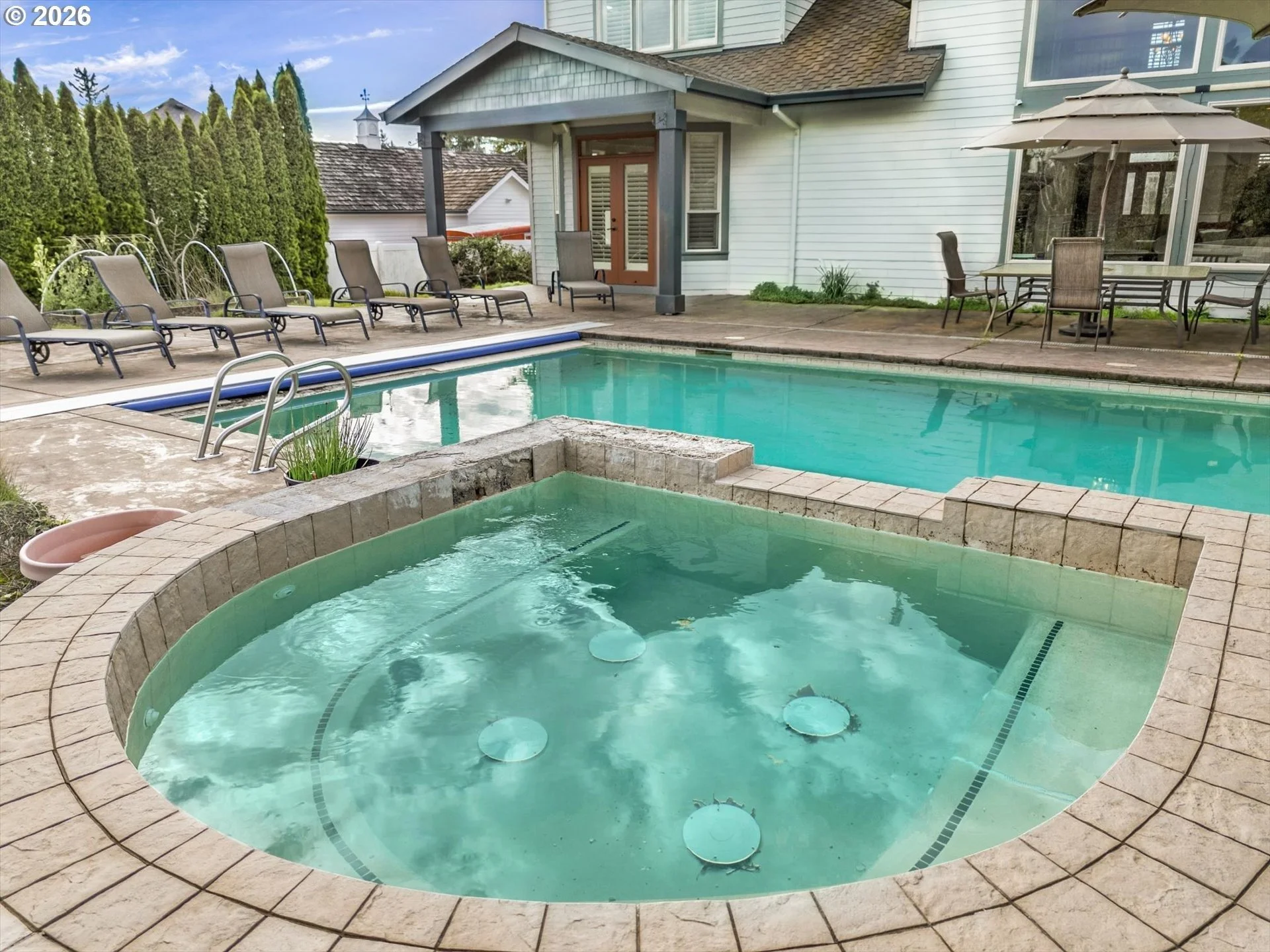 imgi_94_586013218-46 (1).jpg