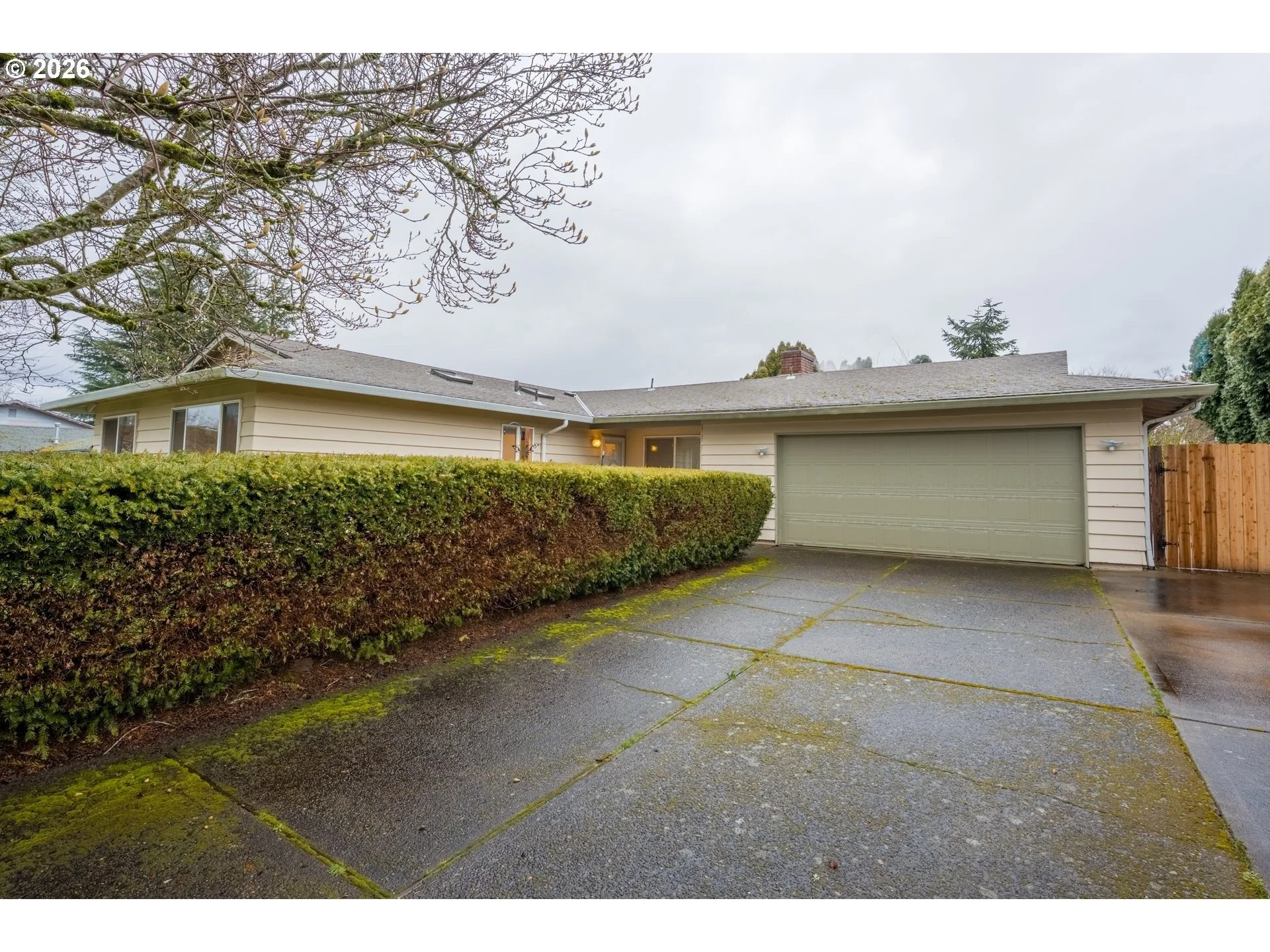 $429,700 | 
2320 NE Rene Ave, Gresham, OR 97030 | 
3
beds

2
baths
1,206
sqft
